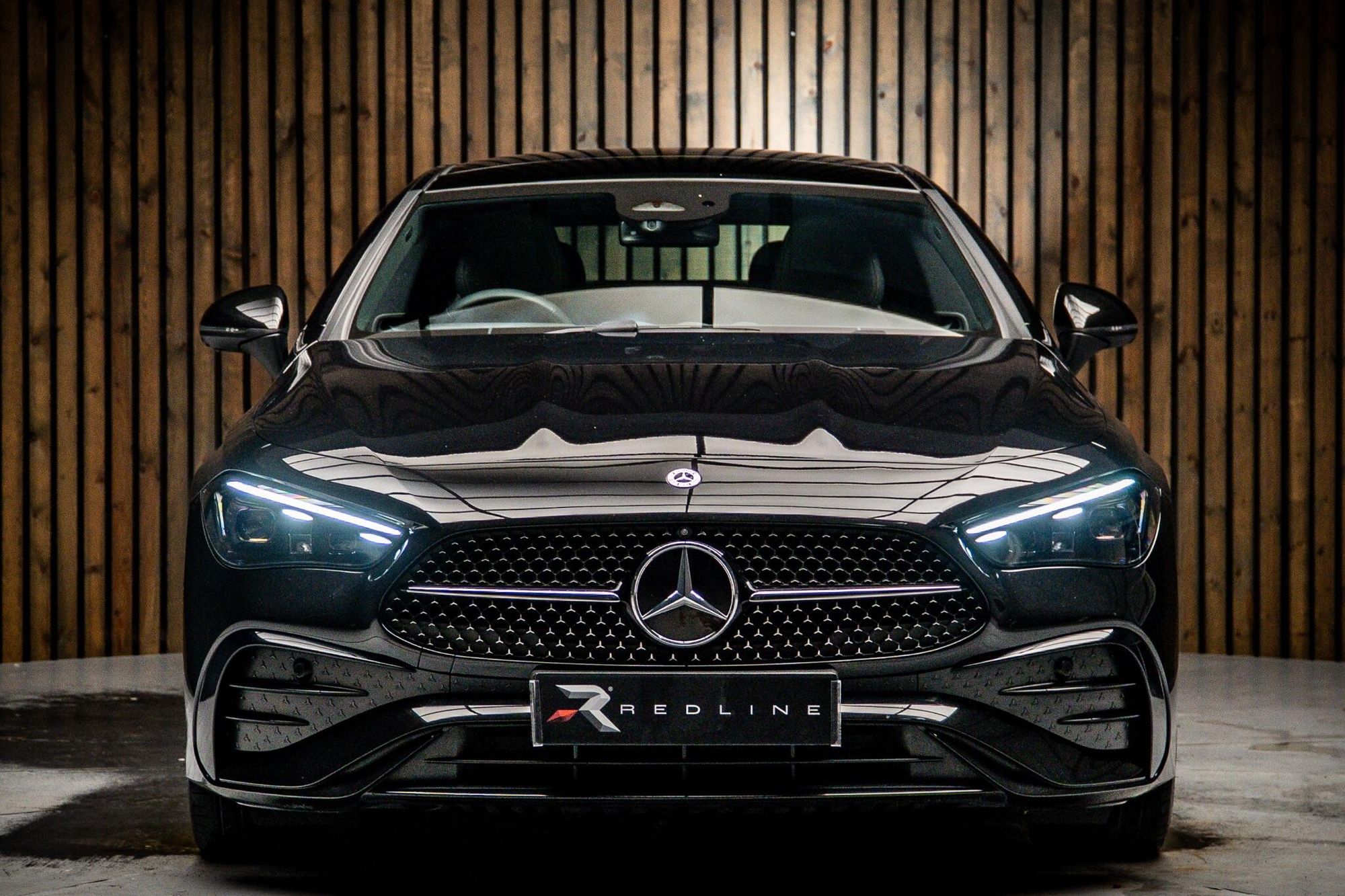 MERCEDES-BENZ CLE COUPE CLE 300 4Matic Premier Edition 2dr 9G-Tronic for sale UK - Slide 5