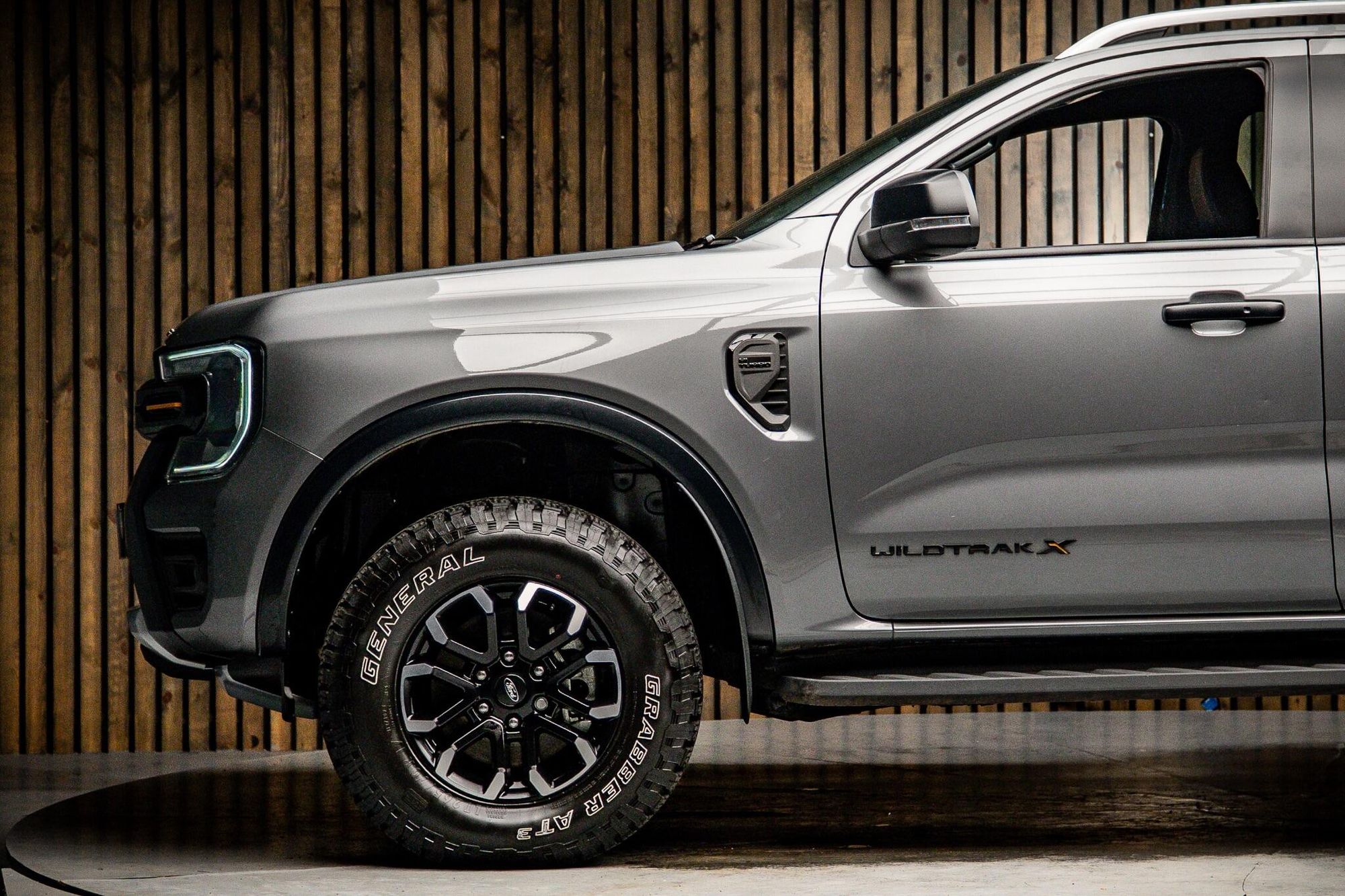 FORD RANGER DIESEL Pick Up D/Cab Wildtrak X 2.0 EcoBlue 205 Auto for sale UK - Slide 9