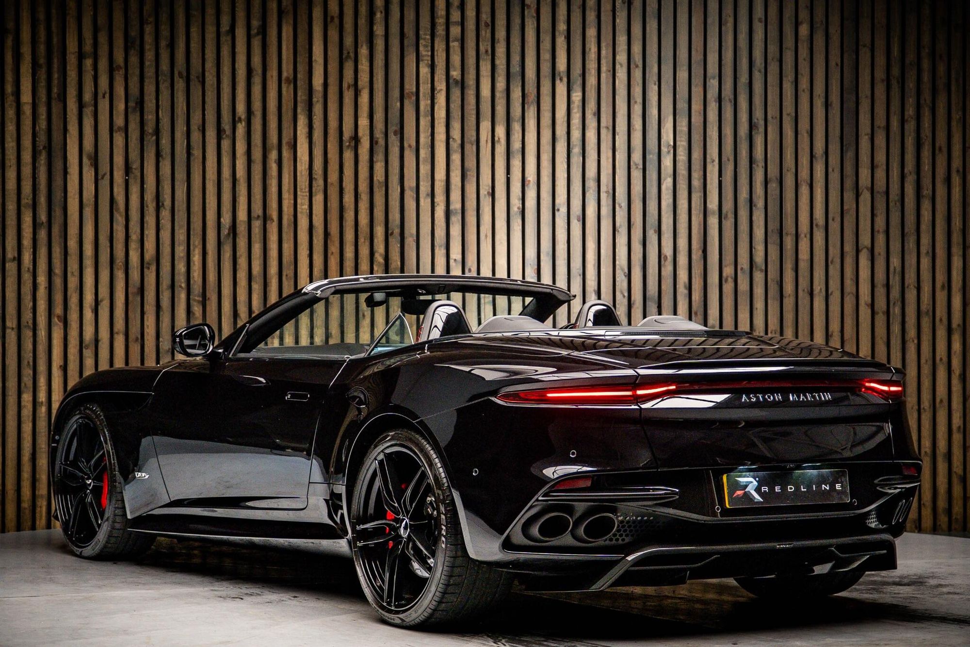 ASTON MARTIN DBS CONVERTIBLE V12 2dr Volante Touchtronic Auto for sale UK - Slide 3