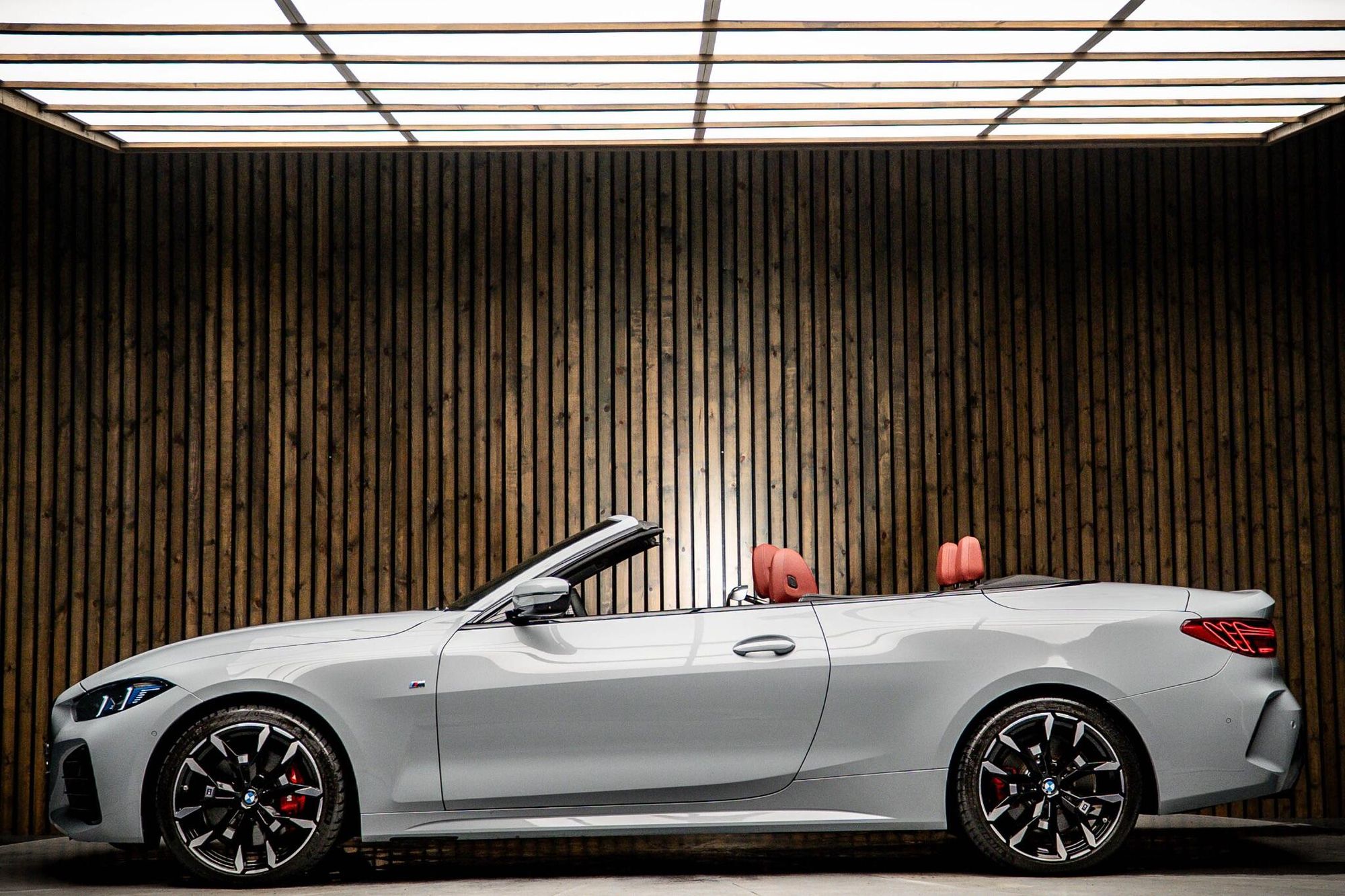 BMW 4 SERIES CONVERTIBLE 420i M Sport 2dr Step Auto for sale UK - Slide 7