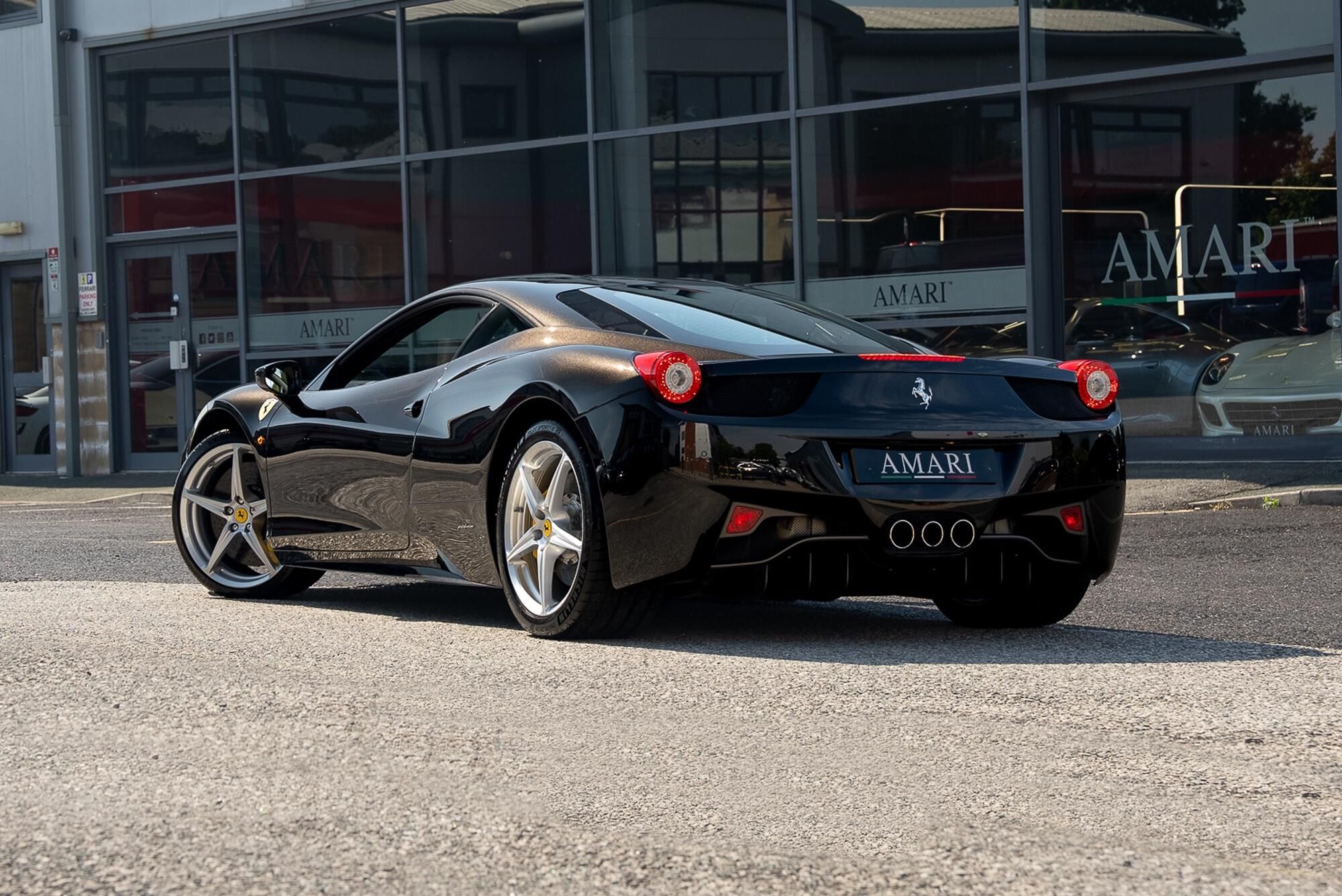 FERRARI 458 COUPE Italia 2dr Auto for sale UK - Slide 9