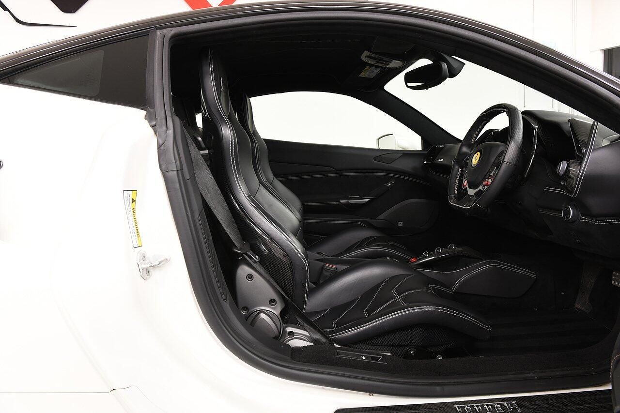 FERRARI 488 GTB COUPE 2dr Auto for sale UK - Slide 6
