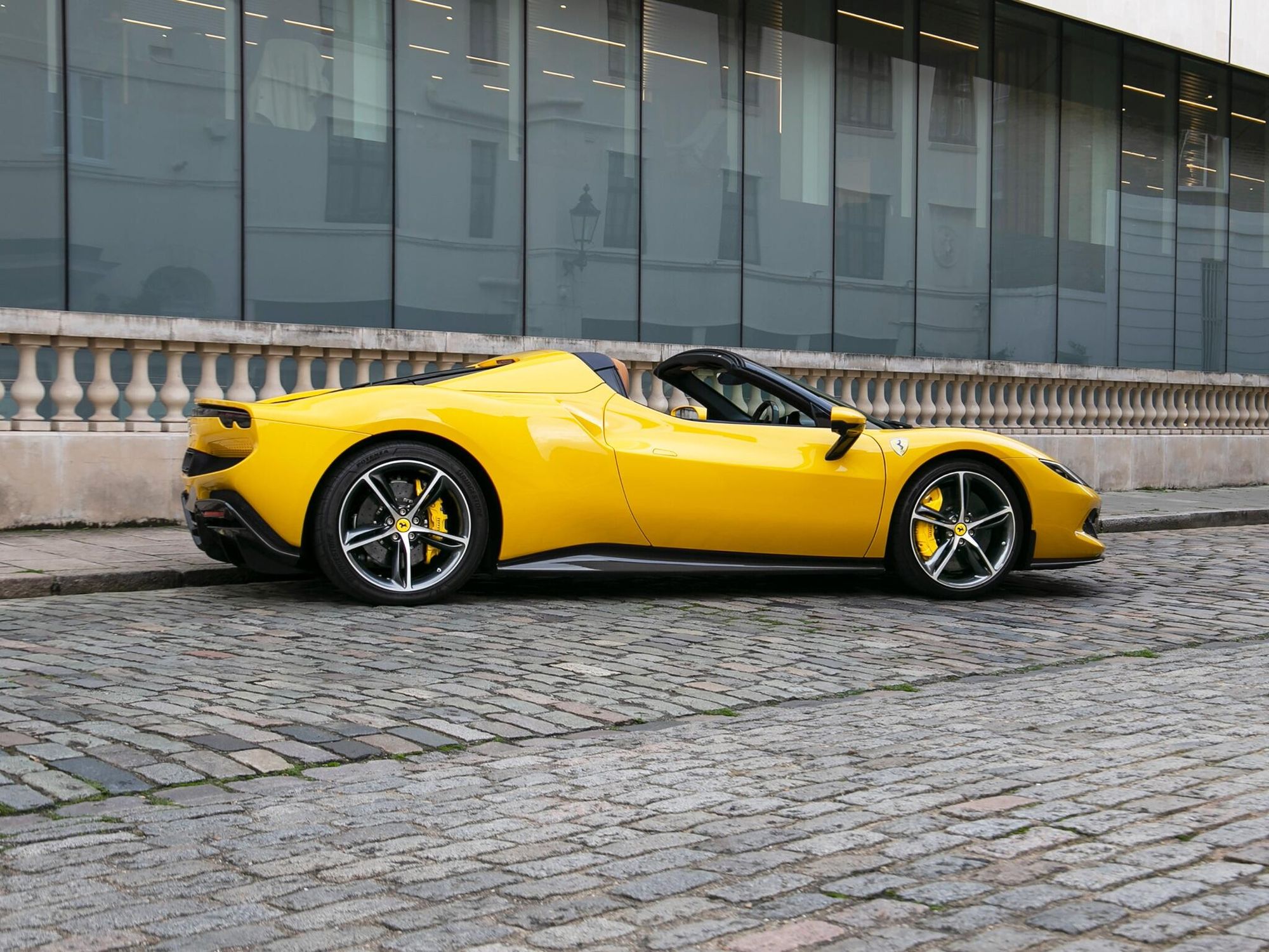 FERRARI 296 CONVERTIBLE GTS 2dr Auto for sale UK - Slide 9