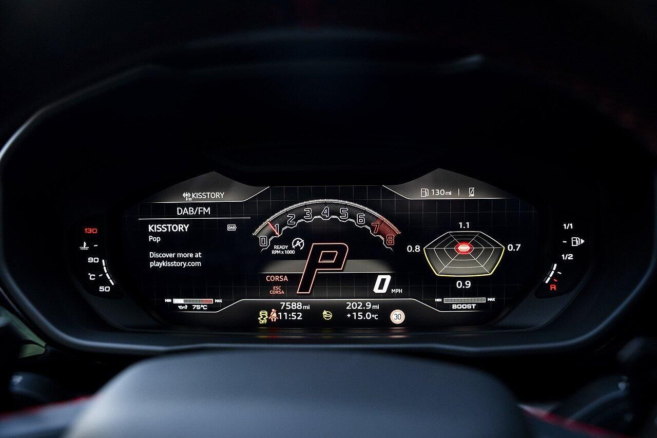 LAMBORGHINI URUS ESTATE 4.0T FSI V8 S 5dr Auto for sale UK - Slide 10