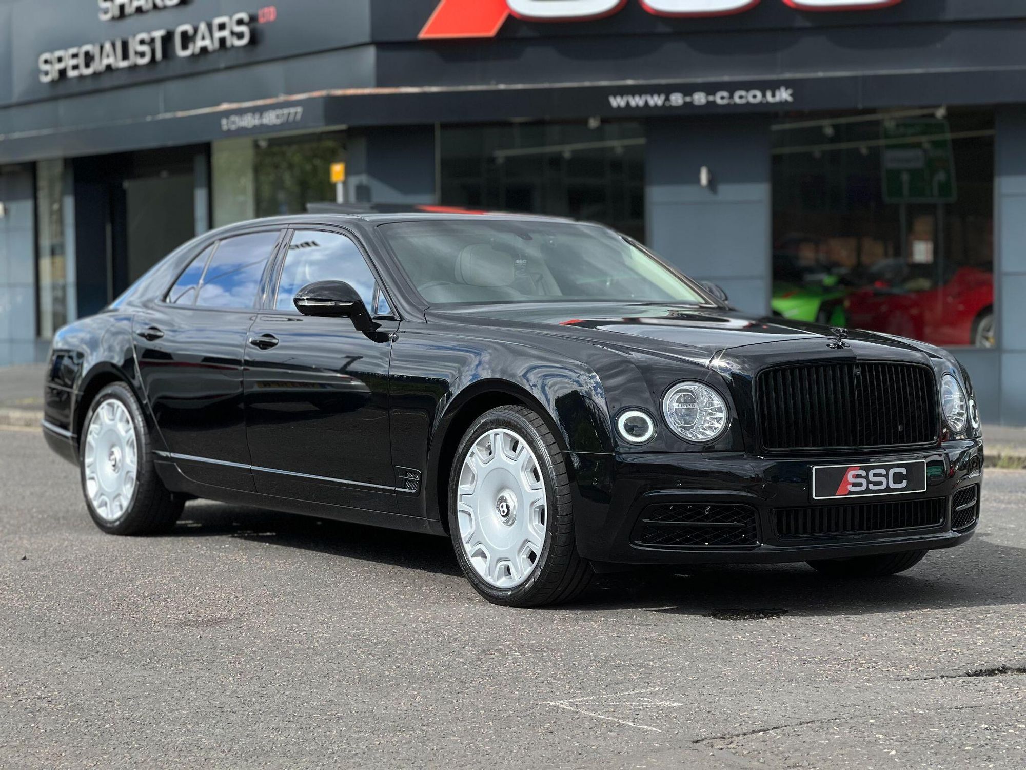 BENTLEY MULSANNE SALOON 6.8 V8 4dr Auto for sale UK - Slide 4