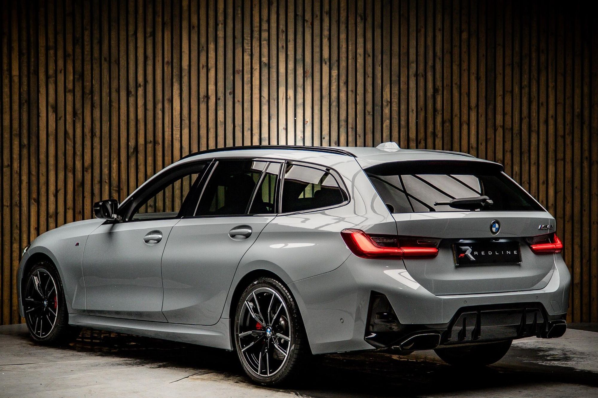 BMW 3 SERIES TOURING M340i xDrive MHT 5dr Step Auto for sale UK - Slide 3