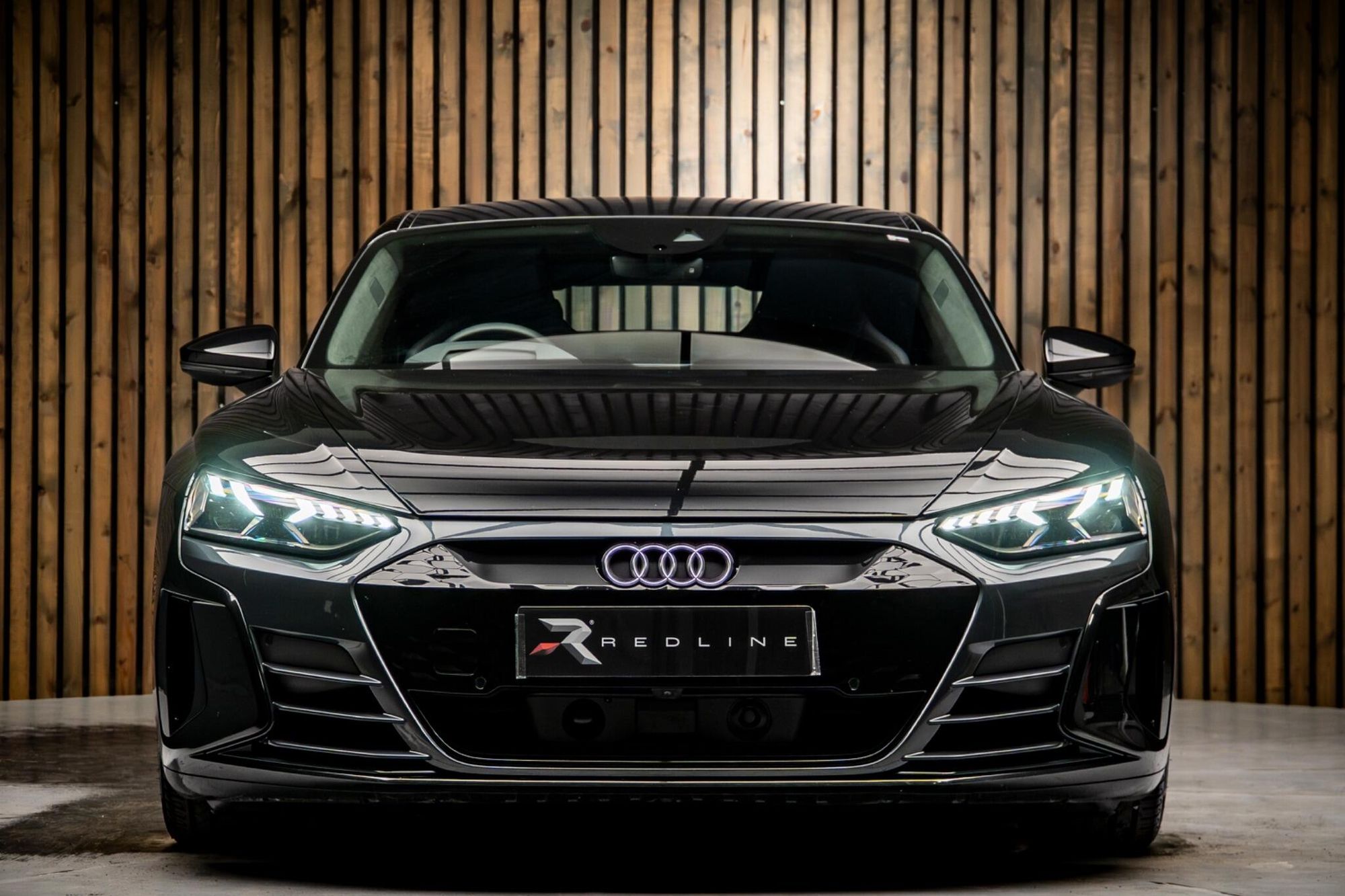 AUDI E-TRON GT SALOON 390kW Quattro 93kWh Vorsprung 4dr Auto for sale UK - Slide 5