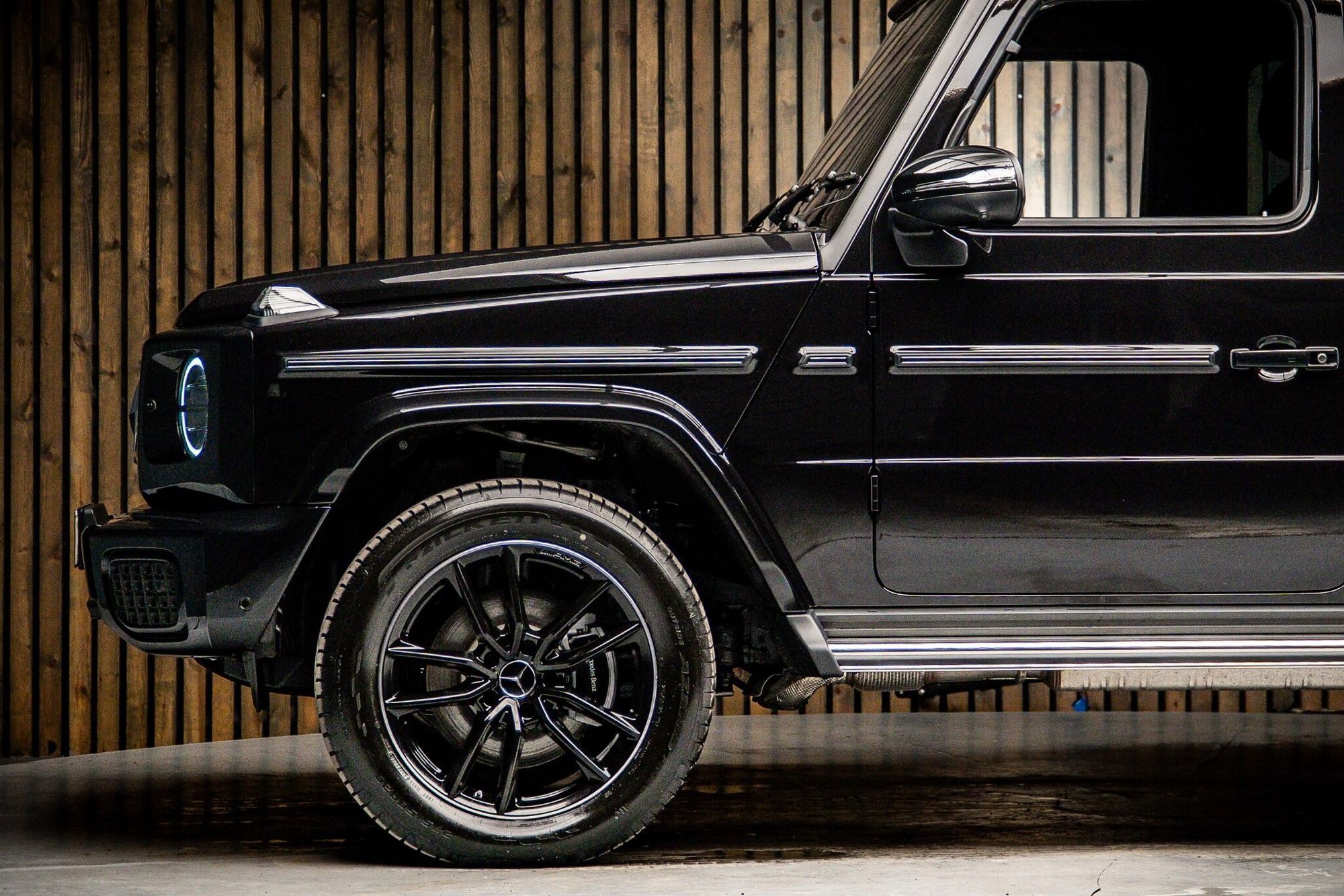 MERCEDES-BENZ G CLASS STATION WAGON G500 AMG Line Premium Plus 5dr 9G-Tronic for sale UK - Slide 9