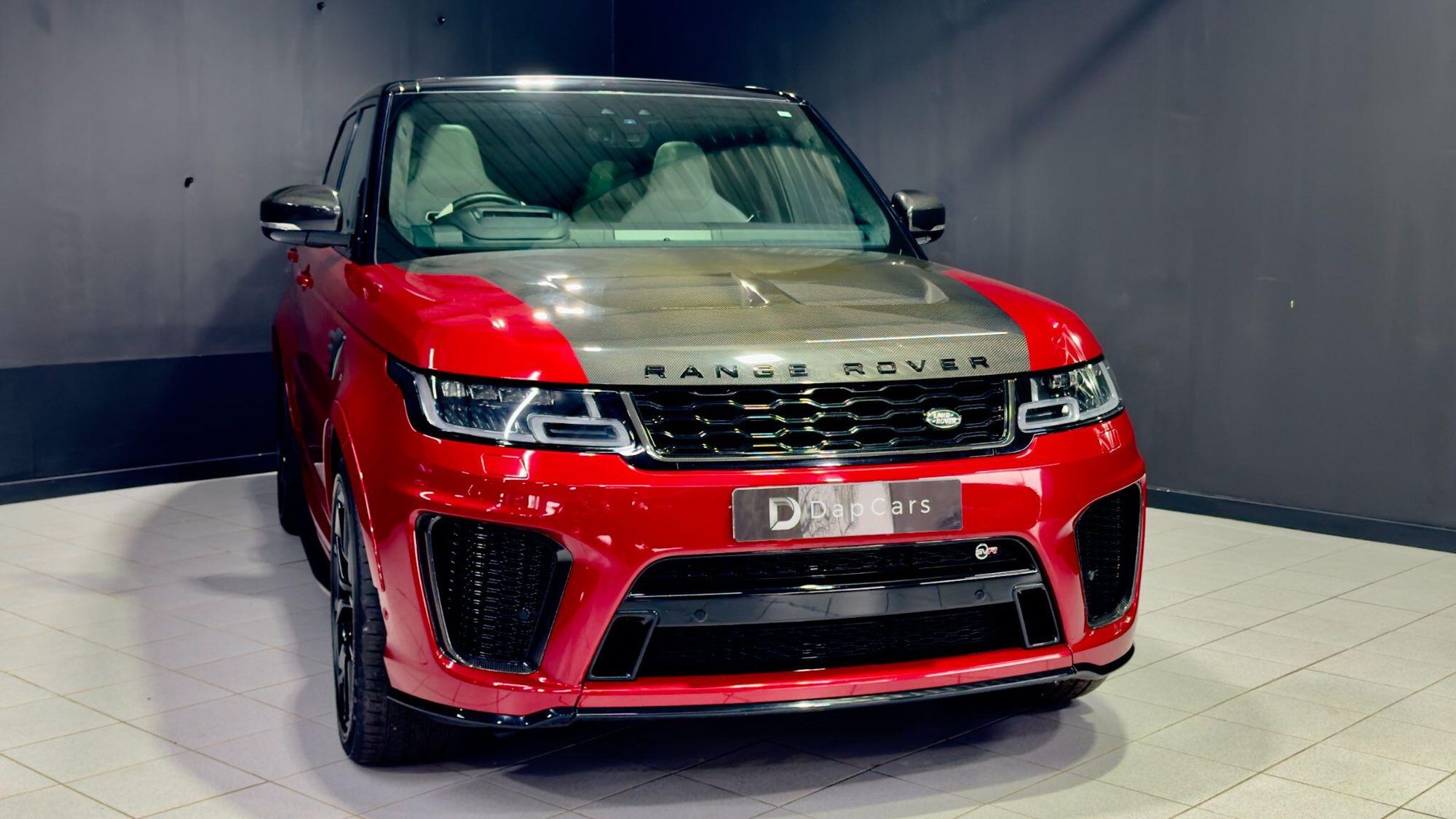 LAND ROVER RANGE ROVER SPORT ESTATE 5.0 P575 S/C SVR Carbon Edition 5dr Auto for sale UK - Slide 2