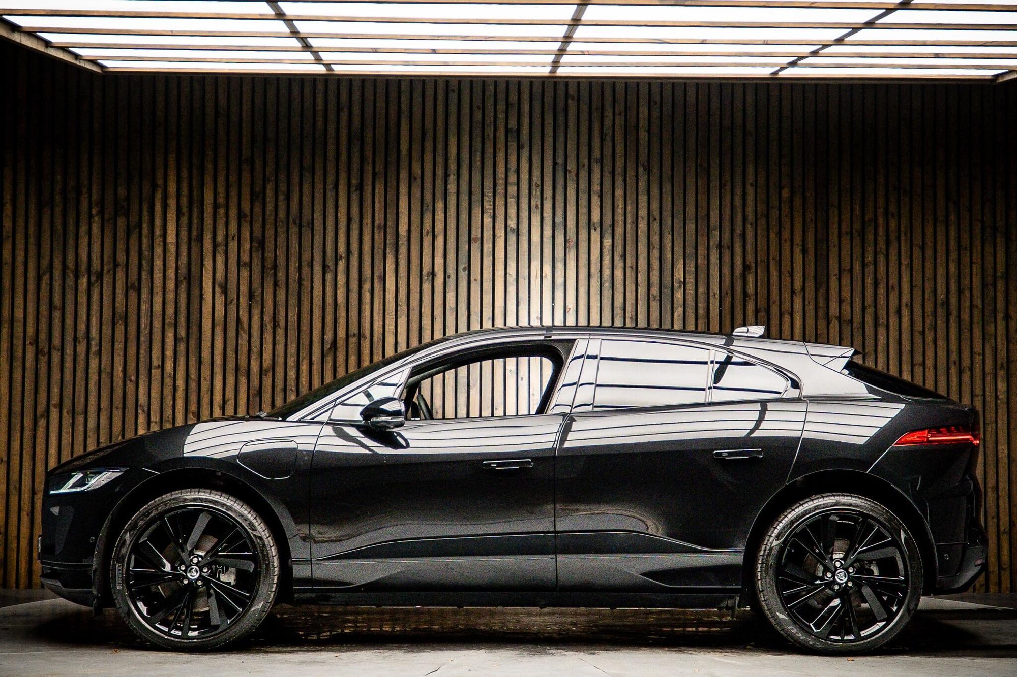 JAGUAR I-PACE ESTATE 294kW EV400 Sport 90kWh 5dr Auto for sale UK - Slide 7