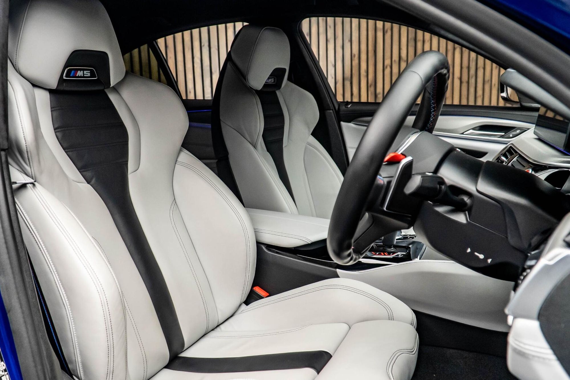 BMW M5 SALOON M5 Competition 4dr DCT for sale UK - Slide 2