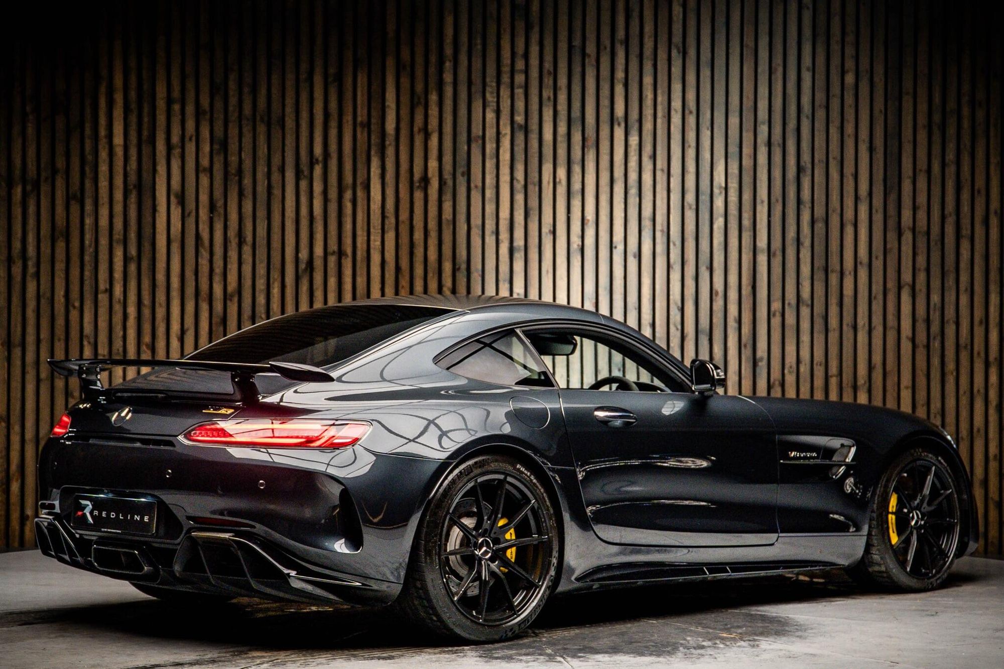 MERCEDES-BENZ AMG GT COUPE GT R Premium 2dr Auto for sale UK - Slide 4