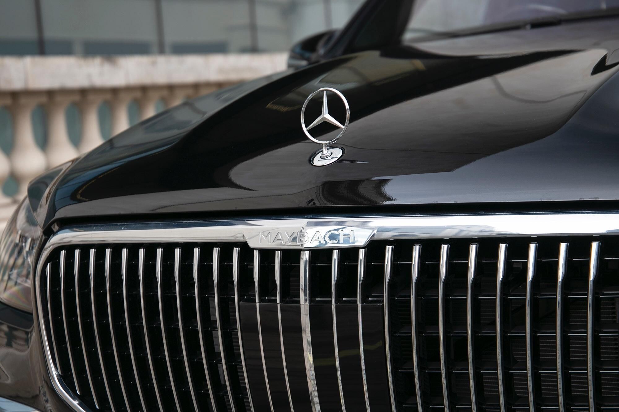 MERCEDES-BENZ GLS ESTATE Maybach GLS 600 4Matic 5dr 9G-Tronic for sale UK - Slide 3