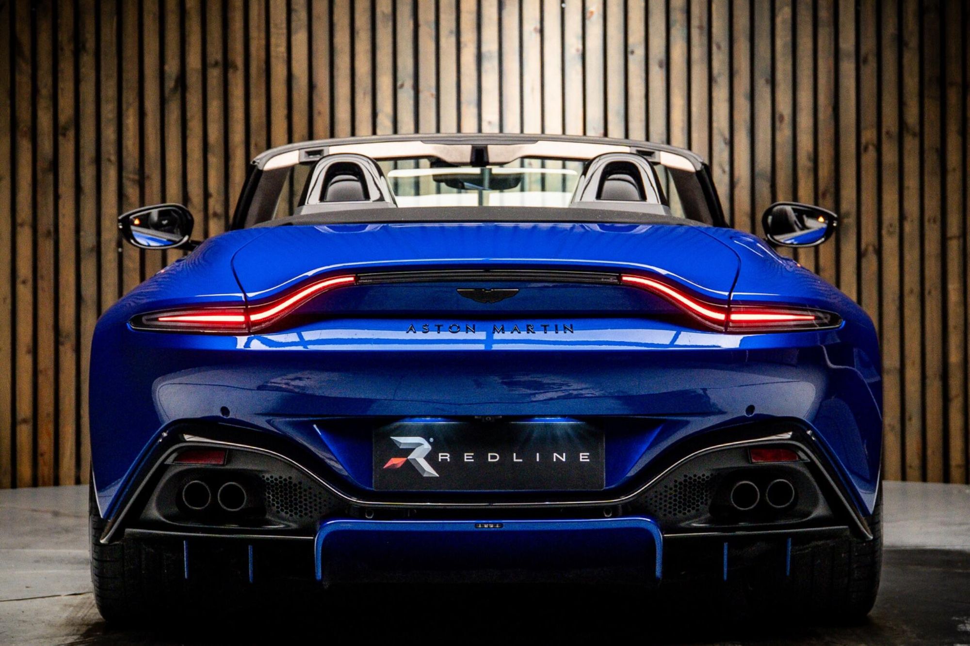 ASTON MARTIN VANTAGE V8 ROADSTER 2dr ZF 8 Speed Auto for sale UK - Slide 6