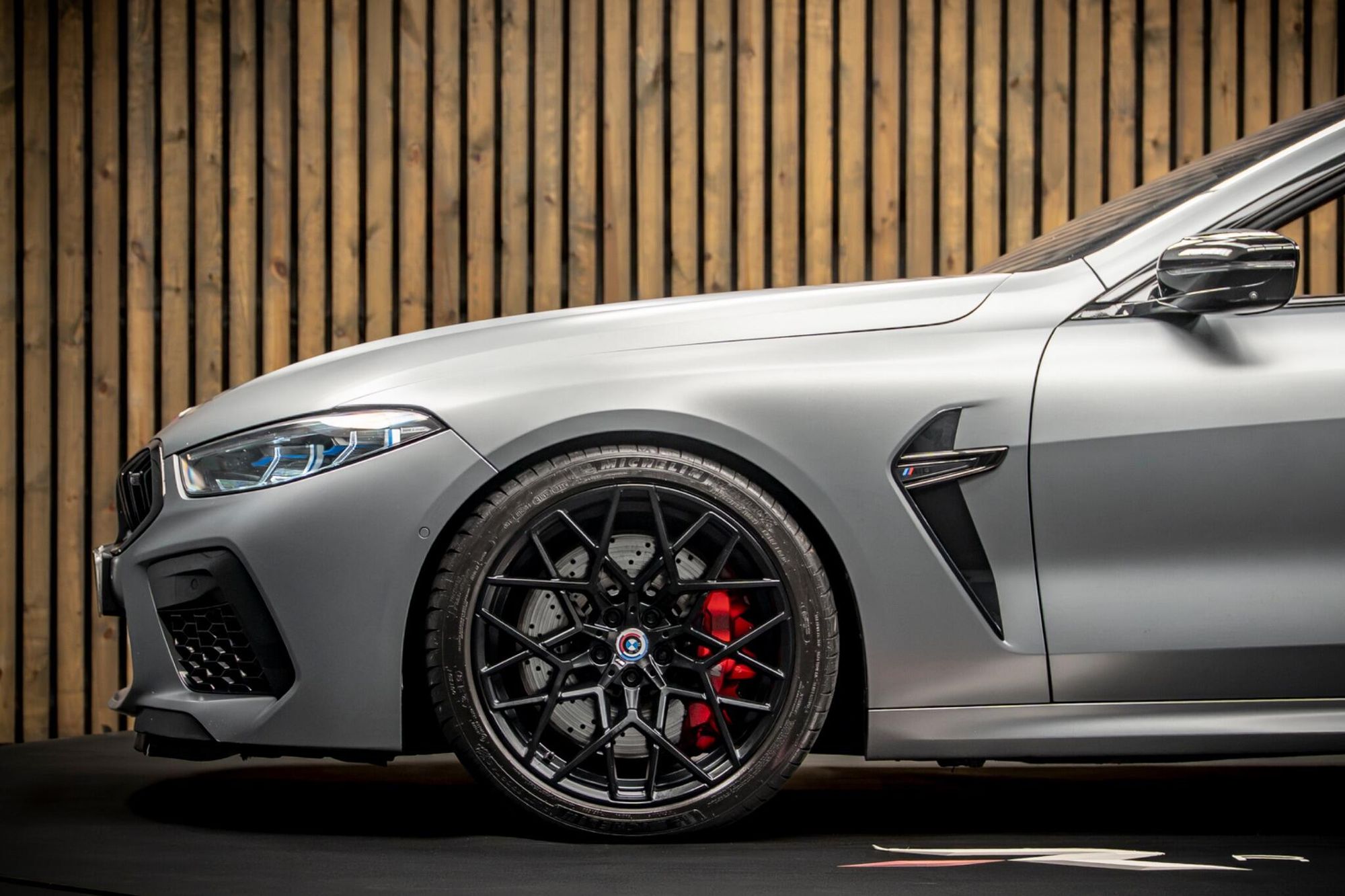 BMW M8 Gran Coupe Competition 4.4 M8i V8 Competition Steptronic 4WD Euro 6 (s/s) 4dr for sale UK - Slide 9