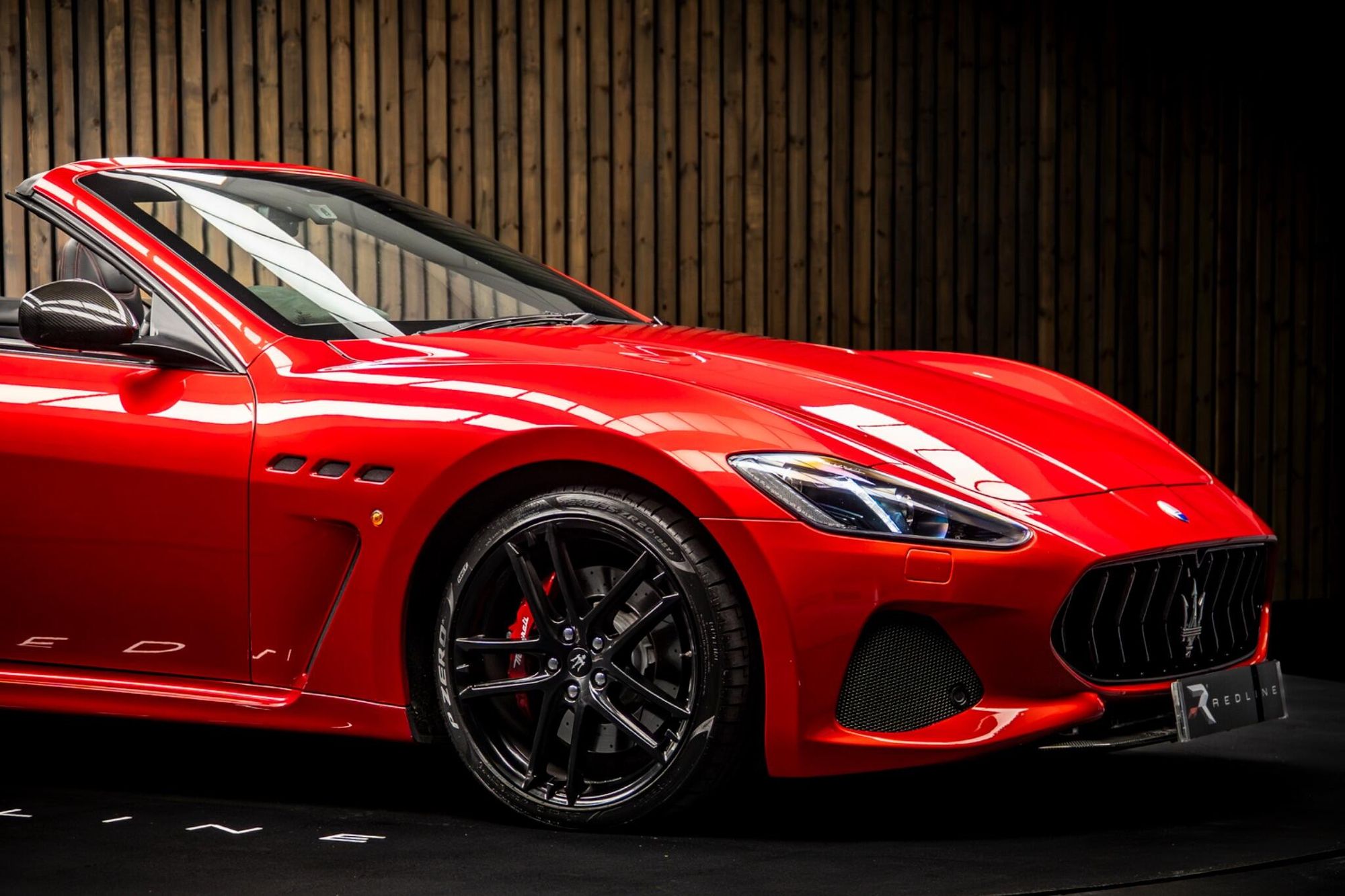 MASERATI GRANCABRIO CONVERTIBLE V8 MC 2dr MC Shift for sale UK - Slide 10
