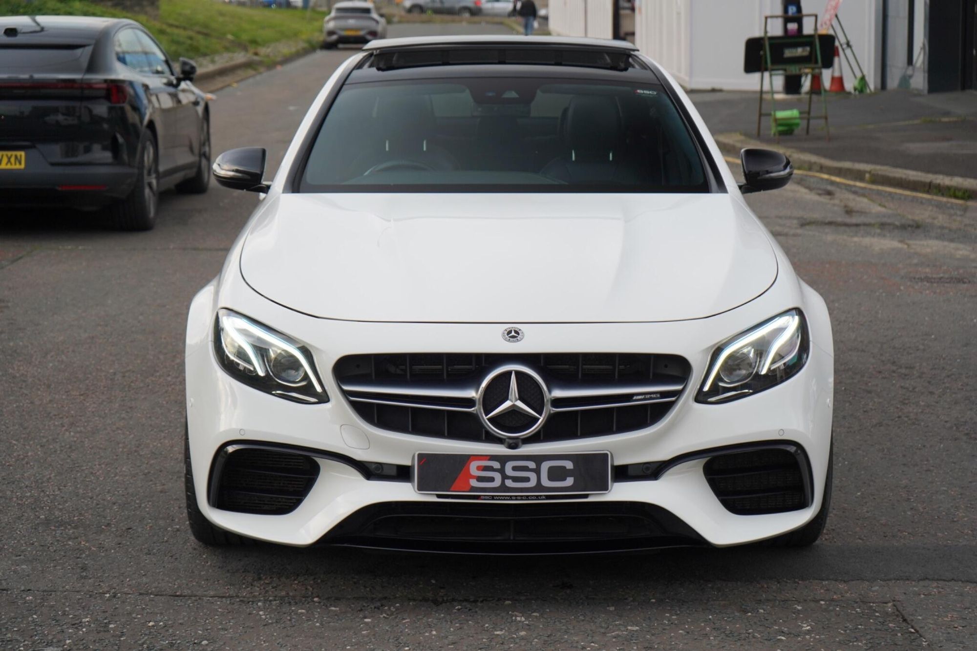 MERCEDES-BENZ E CLASS AMG SALOON E63 4Matic+ Premium 4dr 9G-Tronic for sale UK - Slide 6