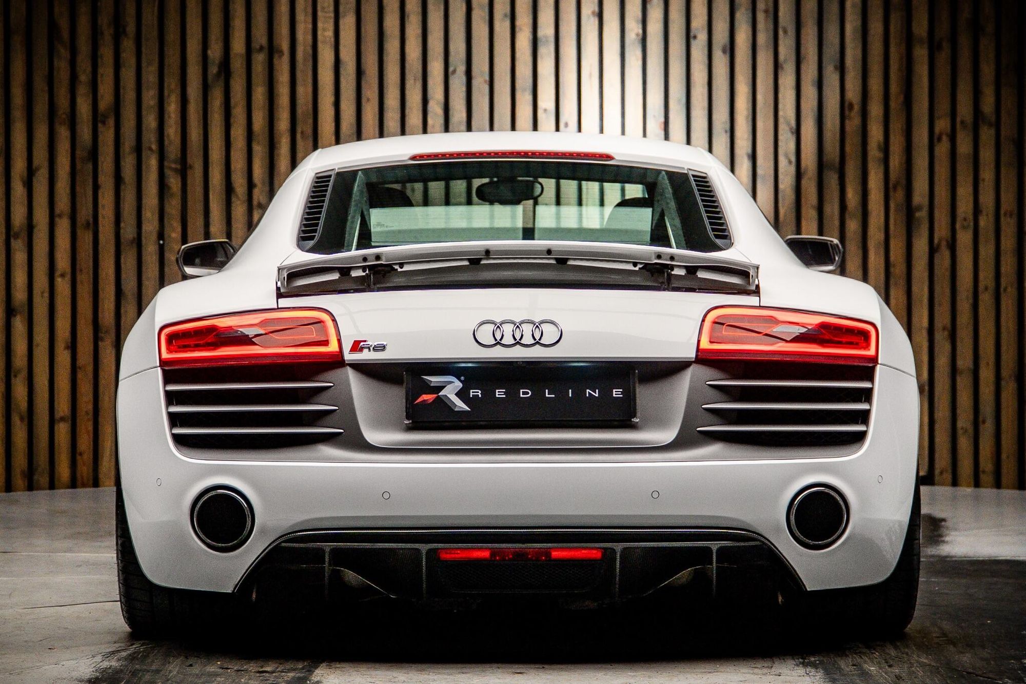 AUDI R8 COUPE 5.2 FSI [550] V10 Plus Quattro 2dr S Tronic for sale UK - Slide 6