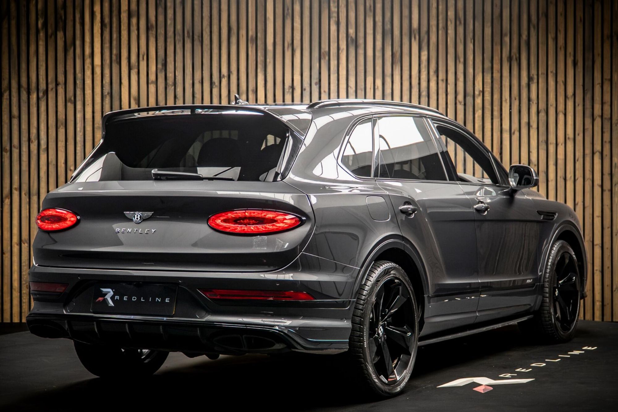 BENTLEY BENTAYGA ESTATE 3.0 V6 Hybrid 5dr Auto for sale UK - Slide 4