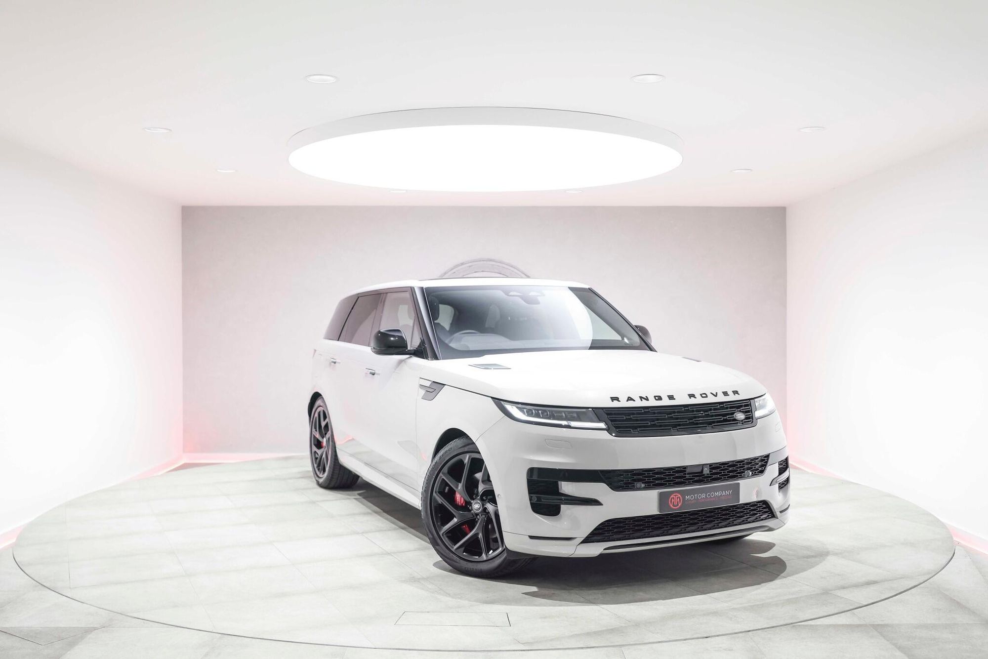 LAND ROVER RANGE ROVER SPORT DIESEL ESTATE 3.0 D300 Dynamic SE 5dr Auto for sale UK - Slide 2