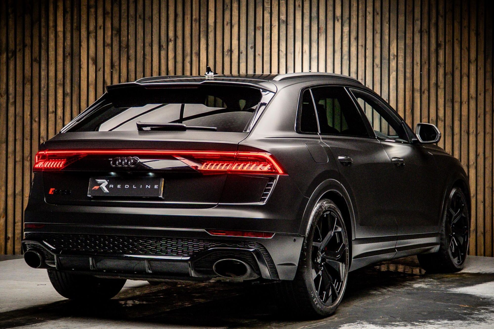 AUDI Q8 ESTATE SQ8 TFSI Quattro Vorsprung 5dr Tiptronic for sale UK - Slide 4