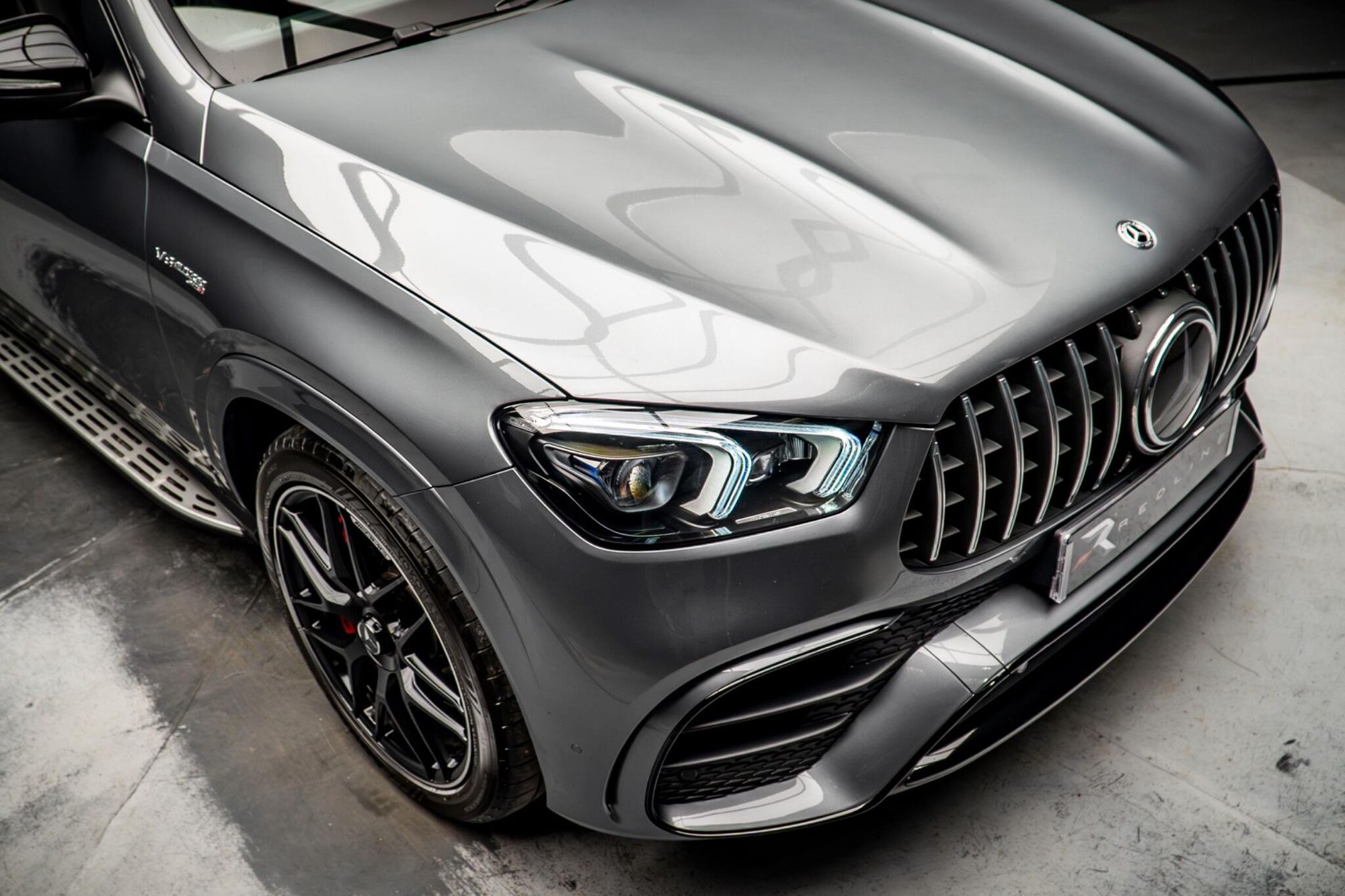 MERCEDES-BENZ GLE COUPE GLE AMG COUPE GLE 63 S 4Matic+ Premium Plus 5dr TCT for sale UK - Slide 9