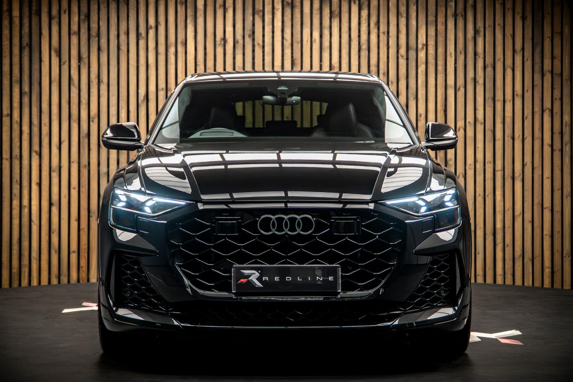 AUDI Q8 ESTATE SPECIAL EDITIONS SQ8 TFSI Quattro Launch Edition 5dr Tiptronic for sale UK - Slide 5