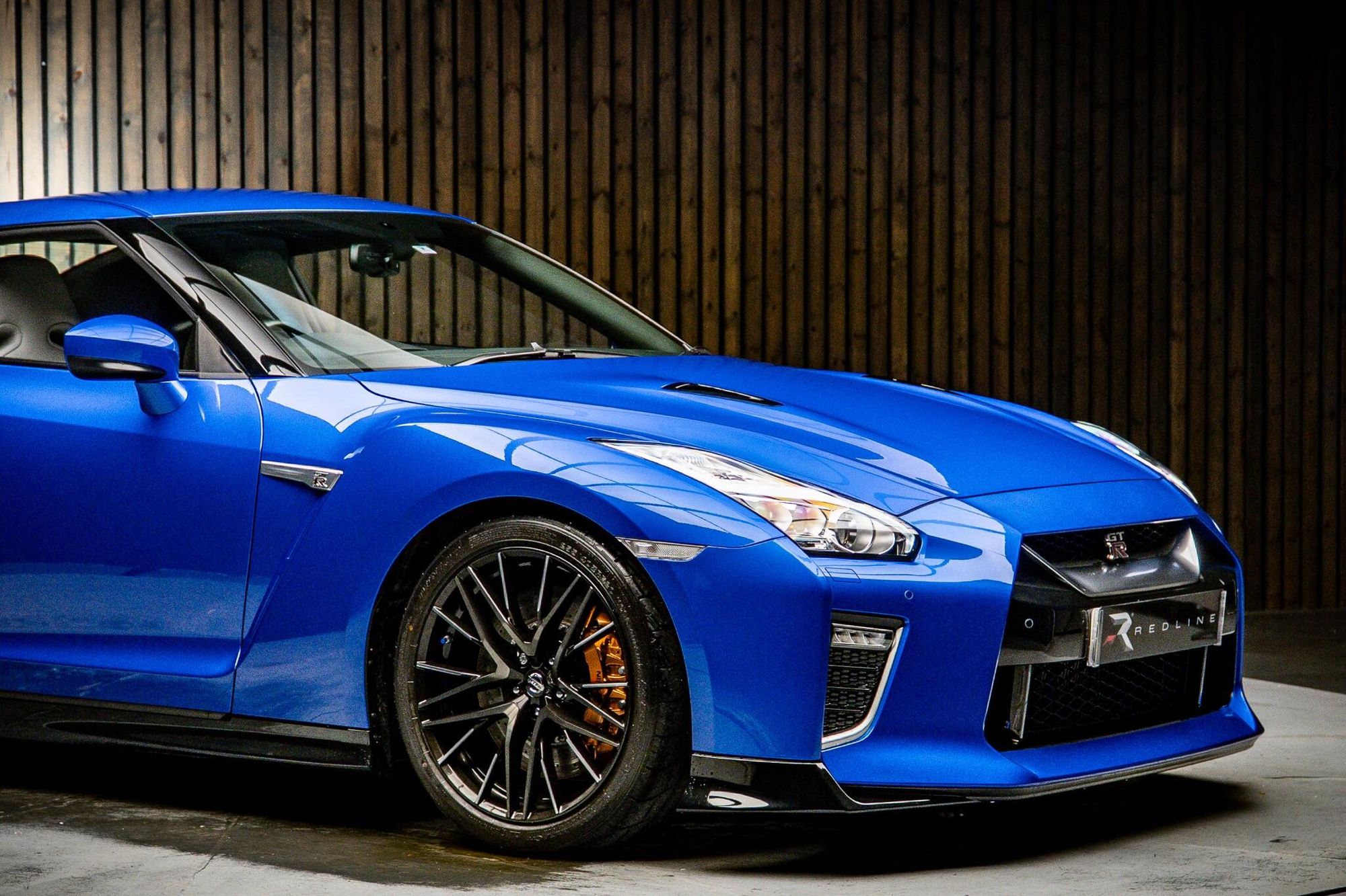 NISSAN GT-R COUPE 3.8 Prestige 2dr Auto for sale UK - Slide 10