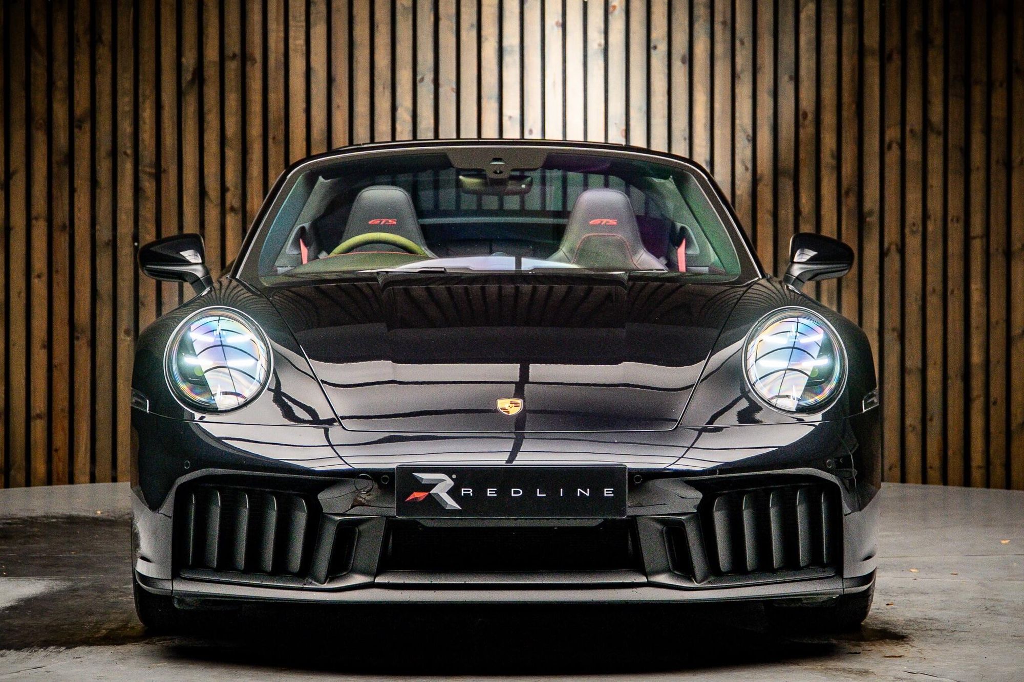 PORSCHE 911 [992] TARGA 4 GTS t-Hybrid 2dr PDK for sale UK - Slide 5