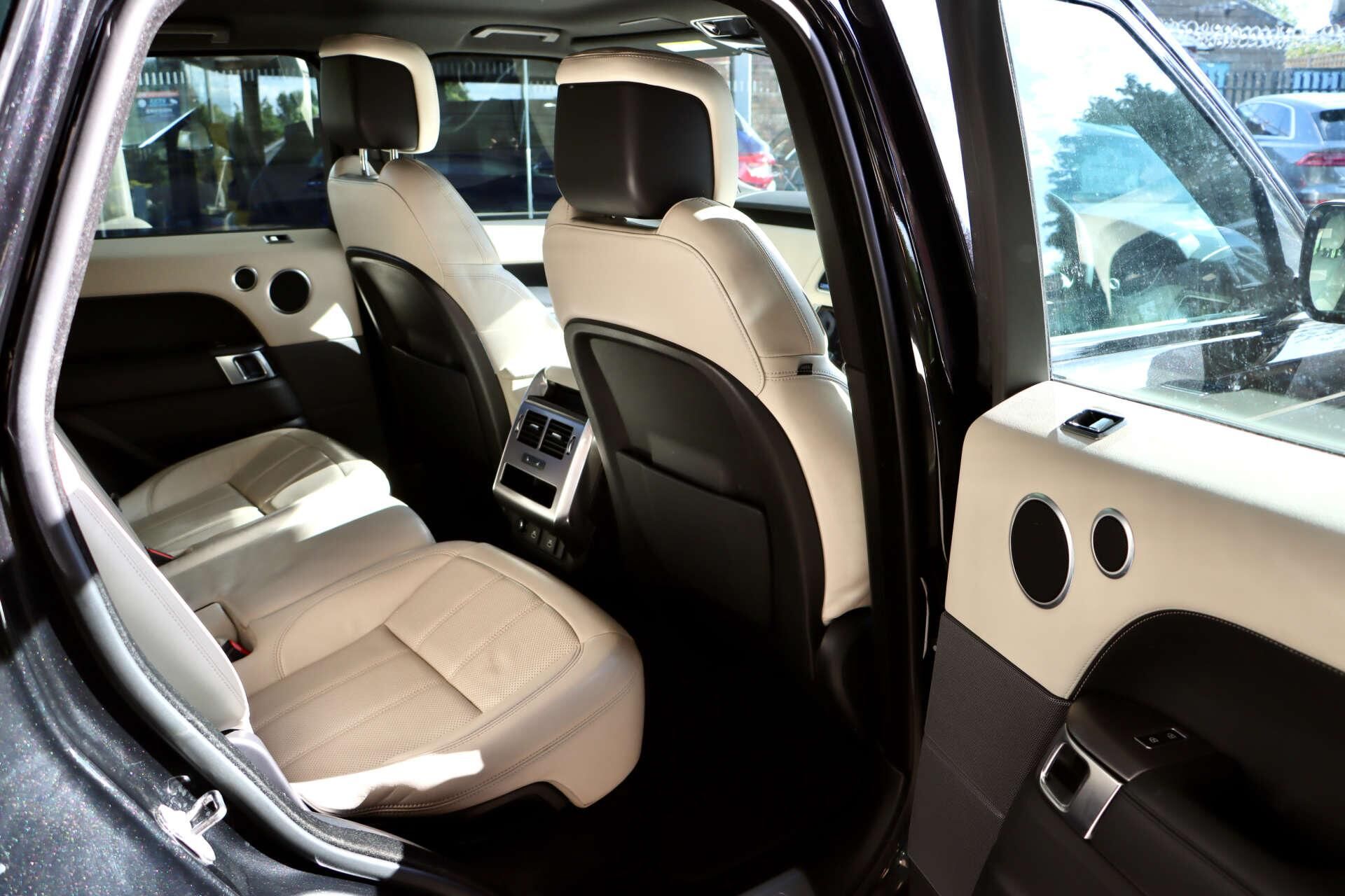 LAND ROVER RANGE ROVER SPORT ESTATE 3.0 P400 HSE 5dr Auto for sale UK - Slide 5