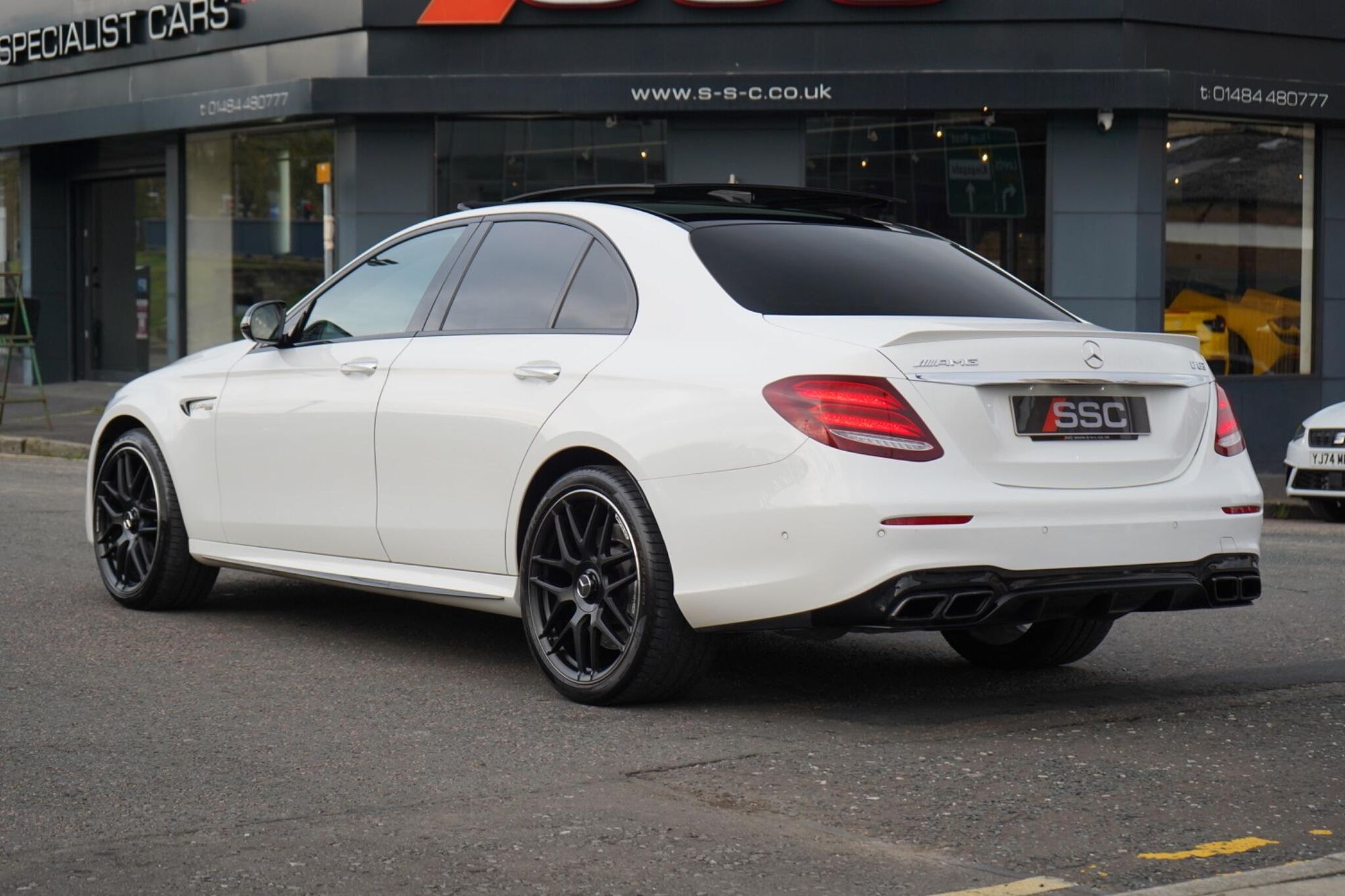 MERCEDES-BENZ E CLASS AMG SALOON E63 4Matic+ Premium 4dr 9G-Tronic for sale UK - Slide 2