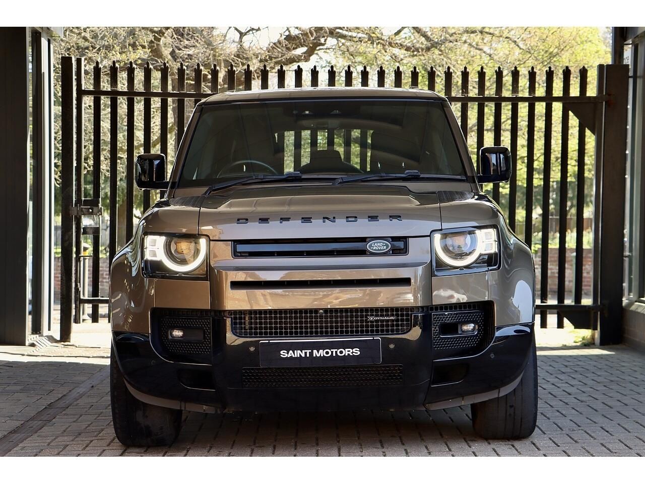 LAND ROVER DEFENDER DIESEL ESTATE 3.0 D300 X-Dynamic HSE 110 5dr Auto for sale UK - Slide 2