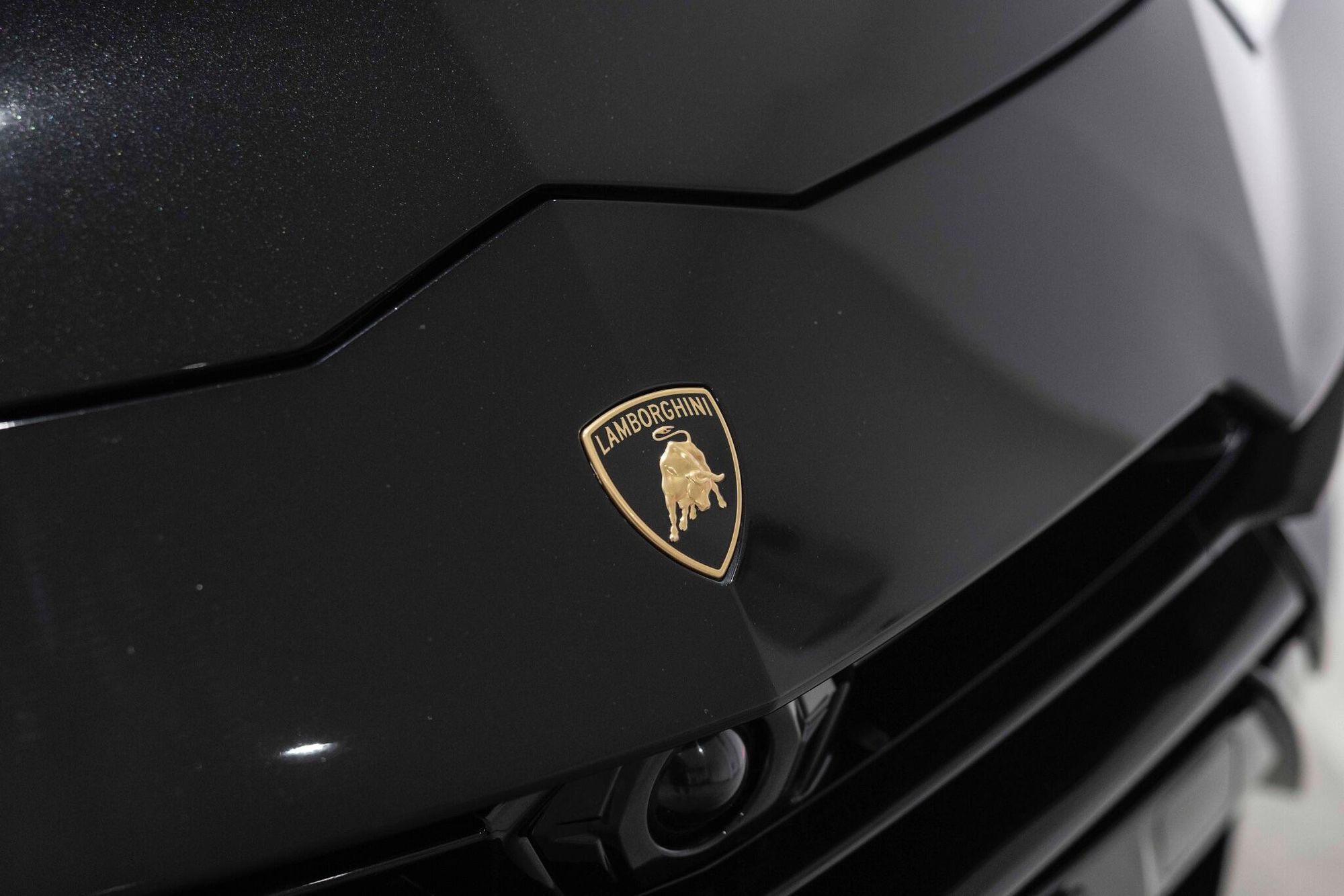 LAMBORGHINI URUS ESTATE 4.0T FSI V8 S 5dr Auto for sale UK - Slide 7