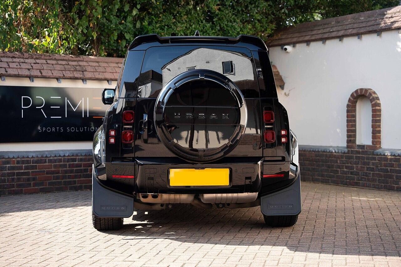 LAND ROVER DEFENDER ESTATE SPECIAL EDITIONS 3.0 D250 XS Edition 110 5dr Auto for sale UK - Slide 5