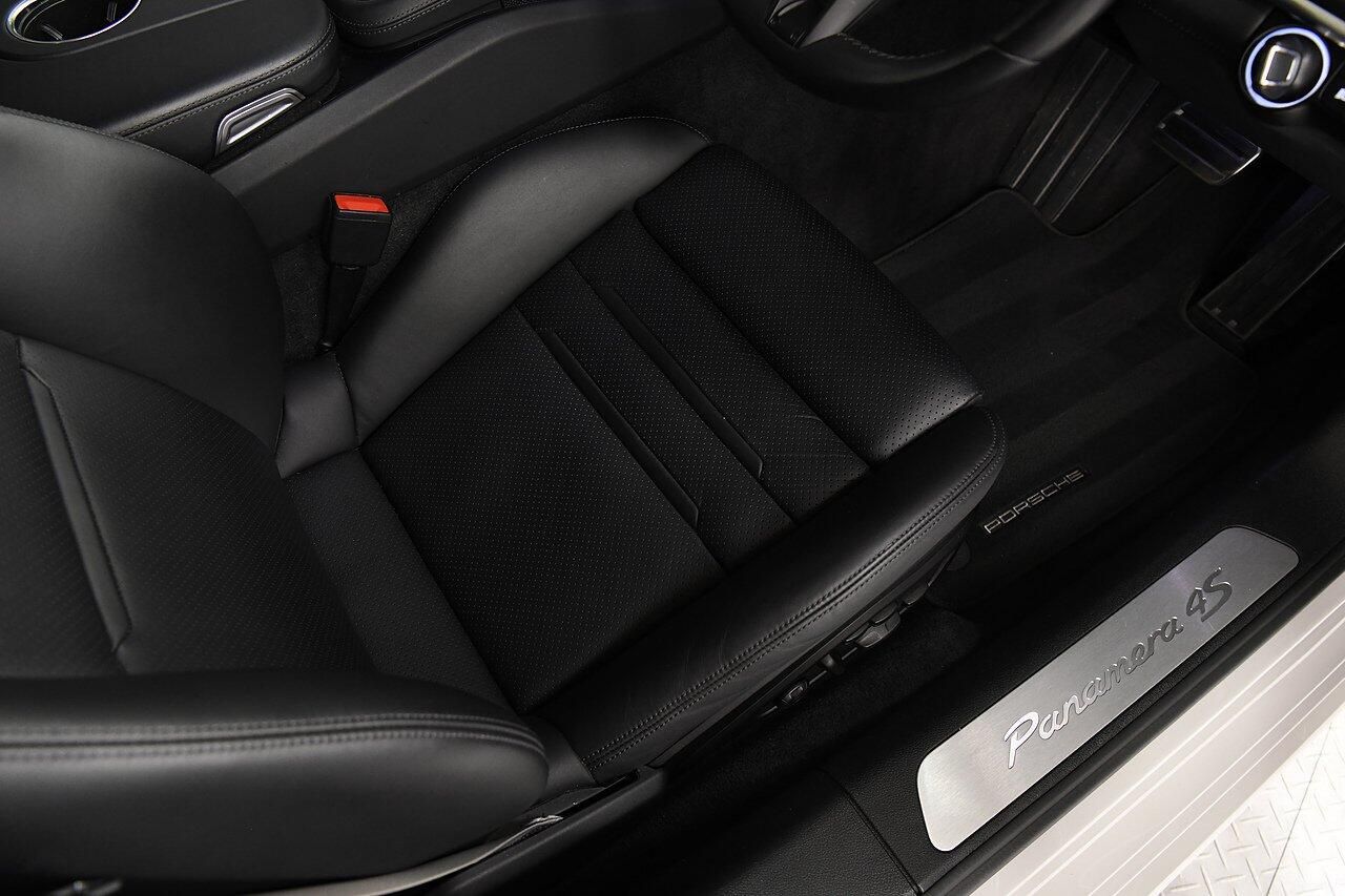 PORSCHE PANAMERA SPORT TURISMO 2.9 V6 4S E-Hybrid 5dr PDK for sale UK - Slide 10