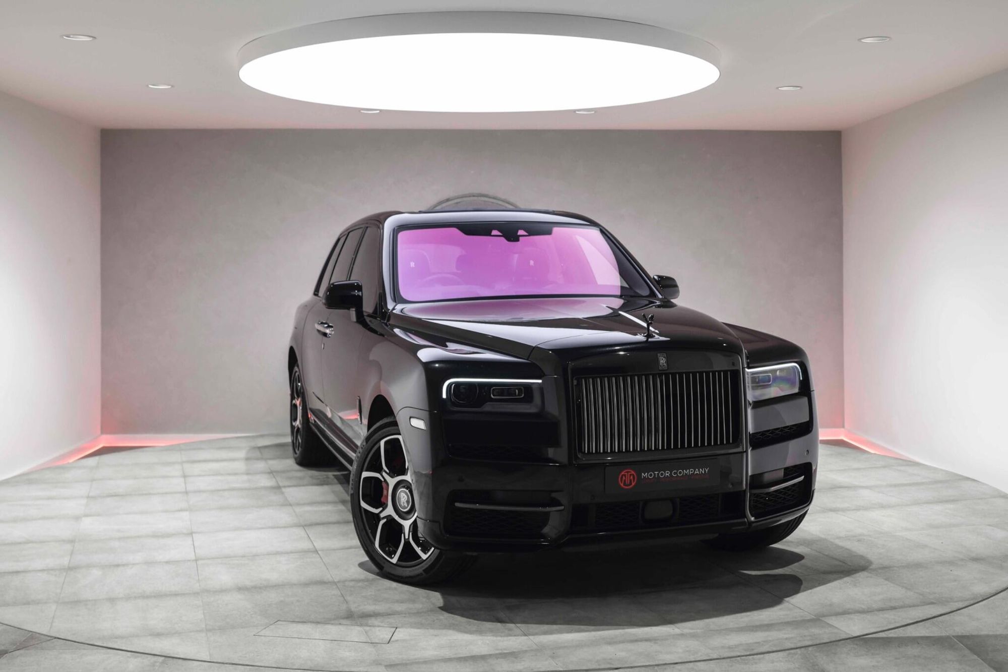 ROLLS-ROYCE CULLINAN ESTATE Black Badge 5dr Auto for sale UK - Slide 5