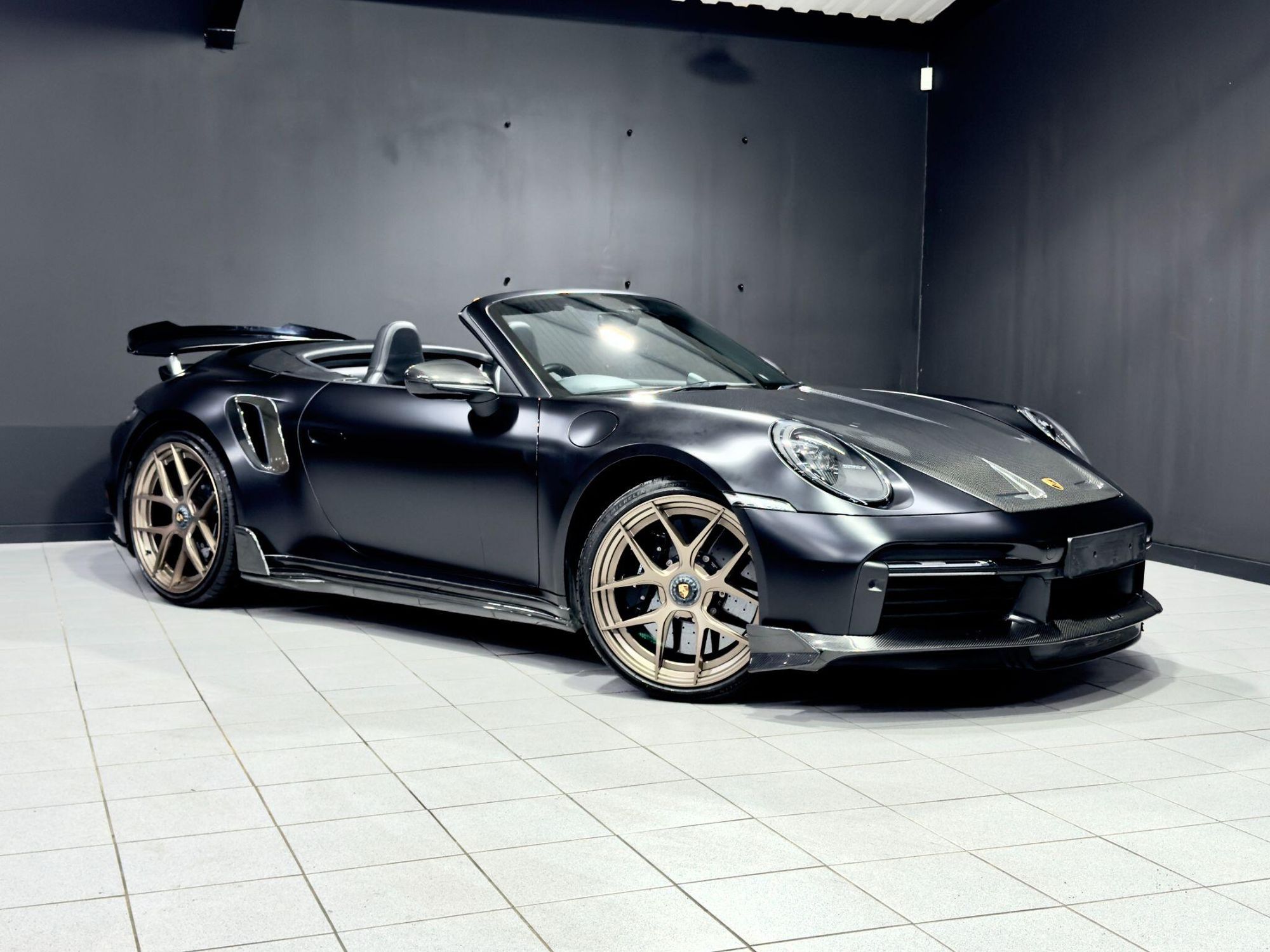 PORSCHE 911 [992] TURBO CABRIOLET S 2dr PDK for sale UK - Slide 4