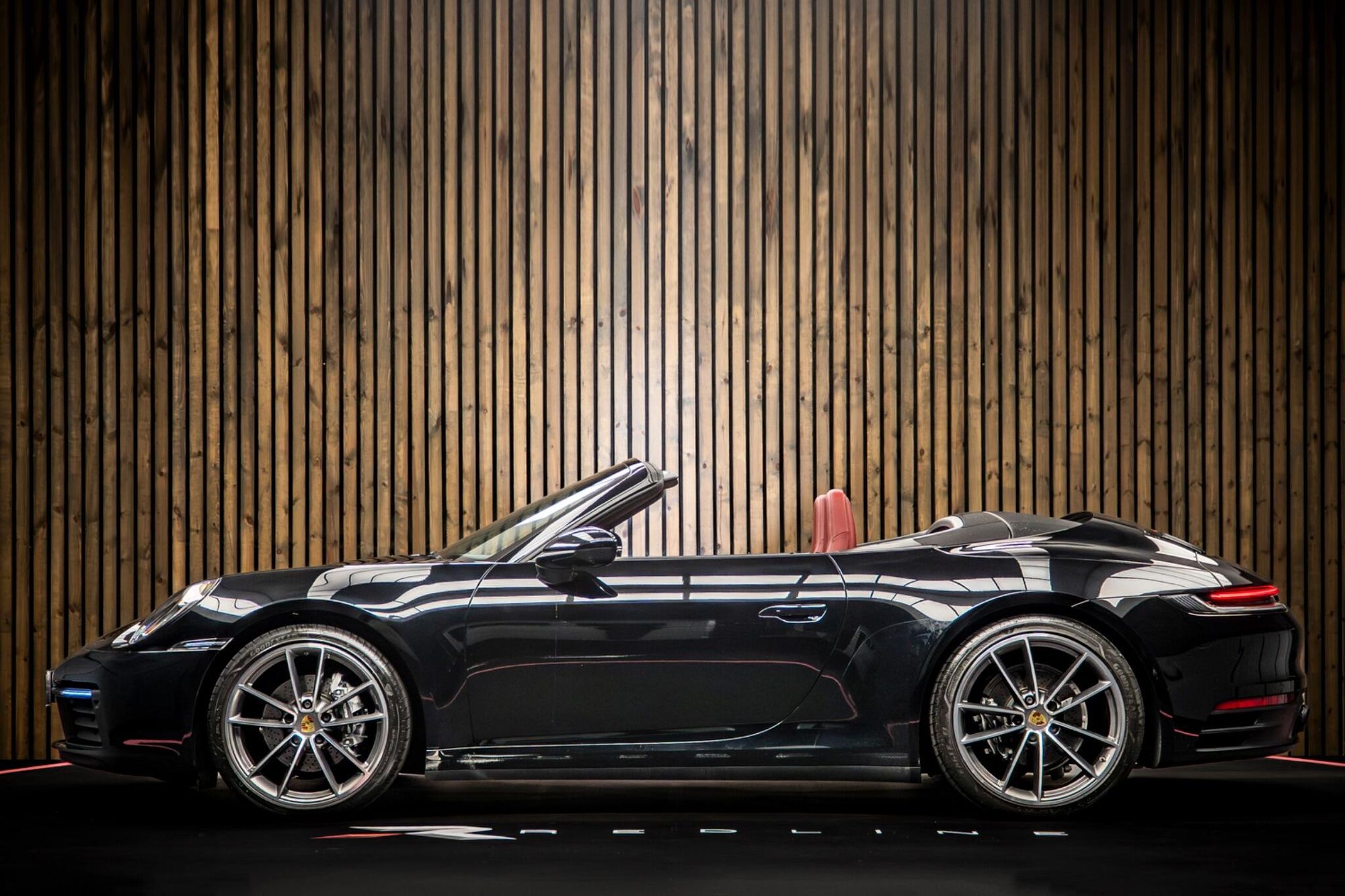 PORSCHE 911 [992] CARRERA 4 CABRIOLET 2dr PDK for sale UK - Slide 7