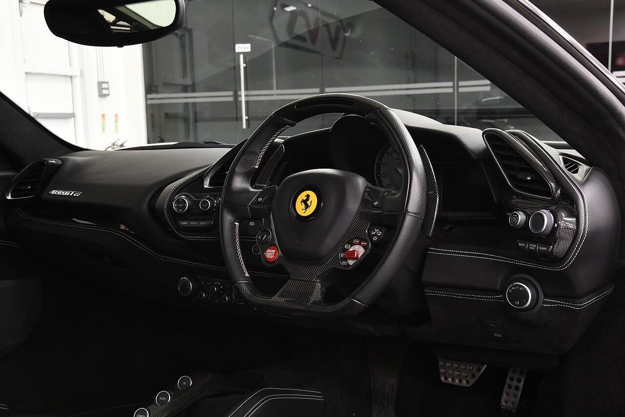 FERRARI 488 GTB COUPE 2dr Auto for sale UK - Slide 5