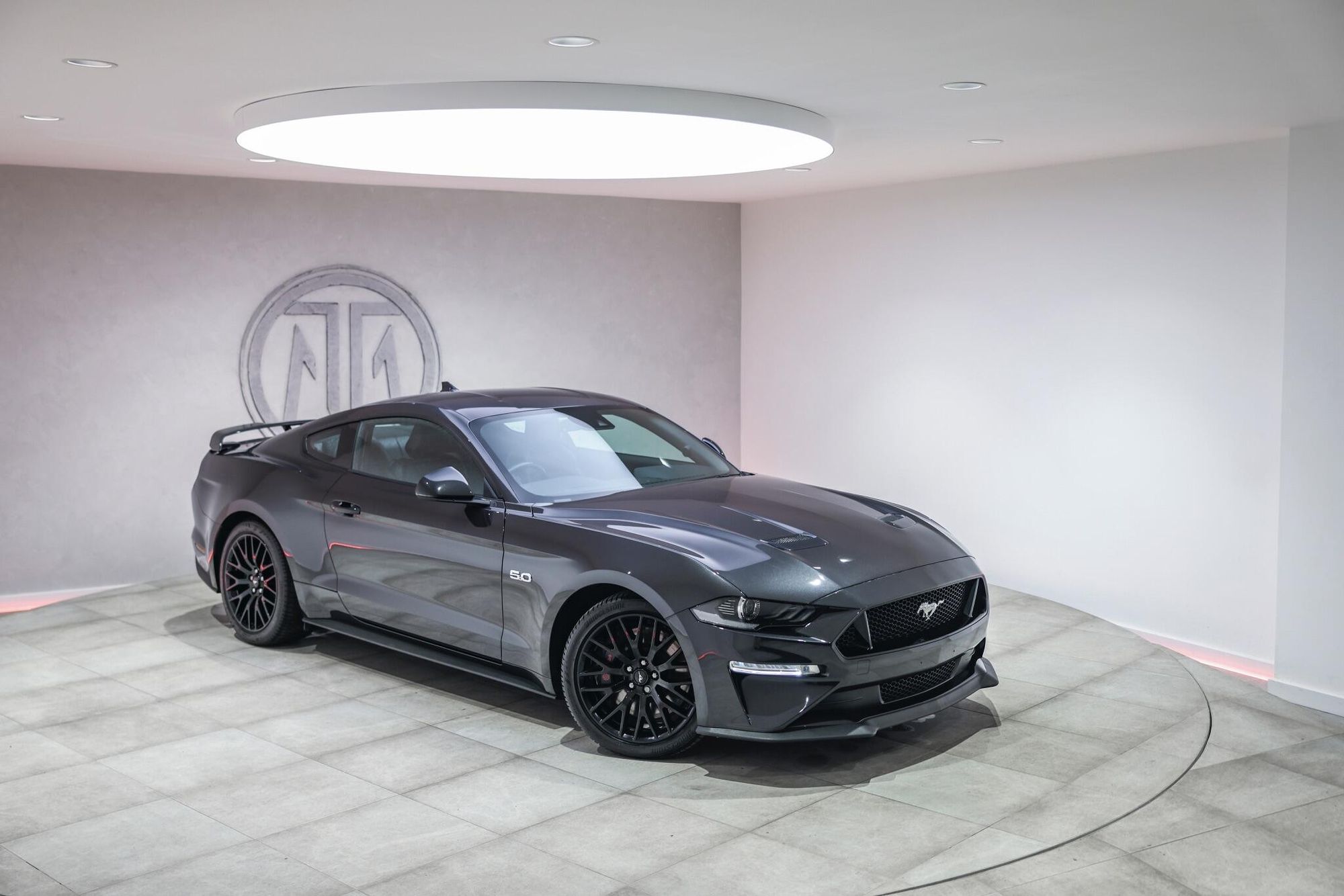 FORD MUSTANG FASTBACK 5.0 V8 GT 2dr Auto for sale UK - Slide 6