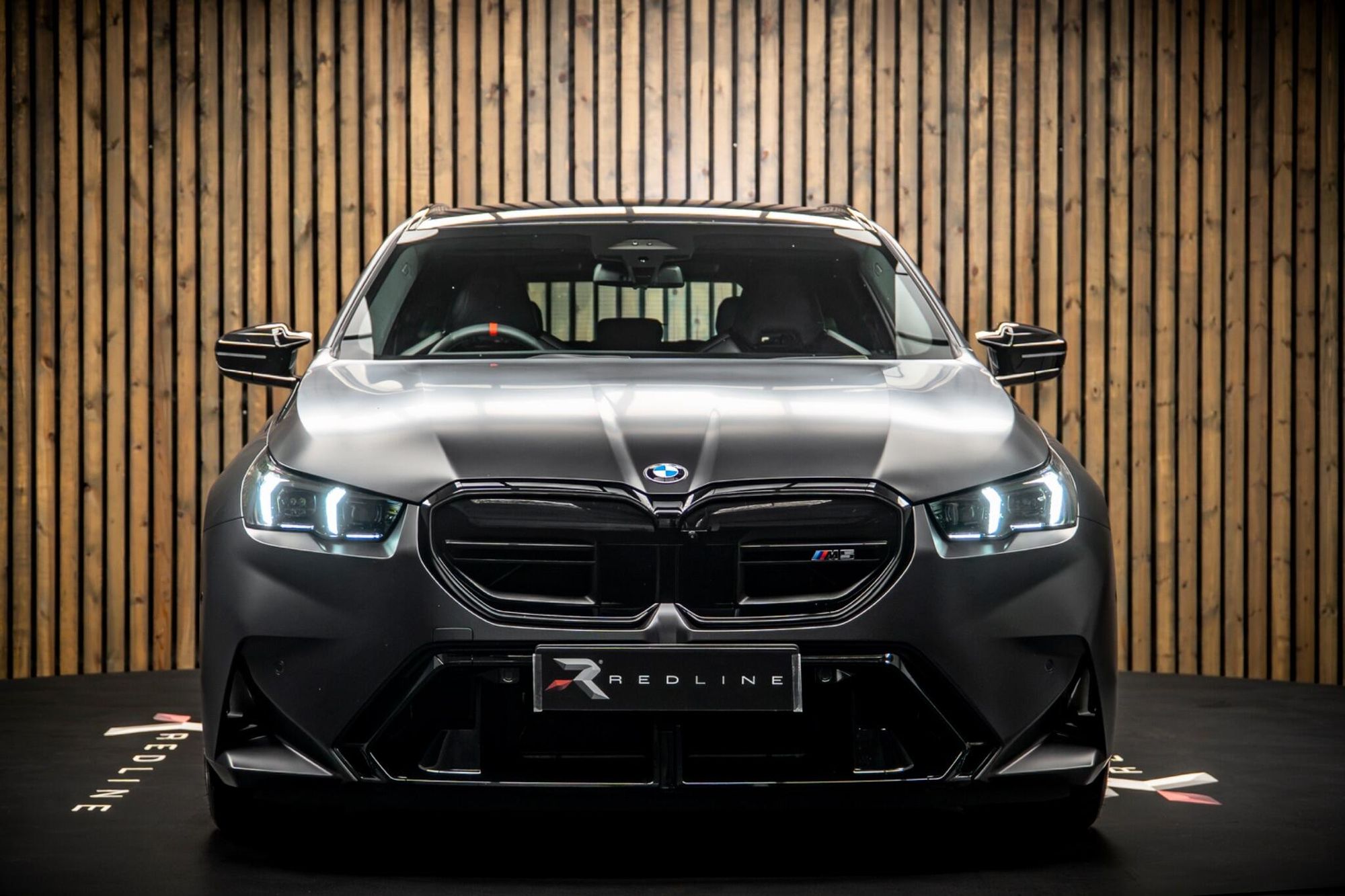 BMW M5  4.4 22.1kWh Touring Steptronic xDrive Euro 6 (s/s) 5dr for sale UK - Slide 5