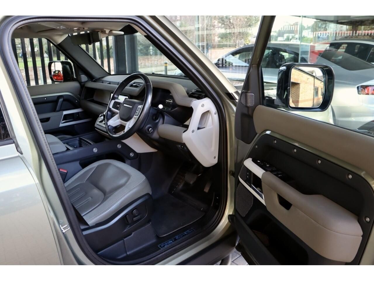 LAND ROVER DEFENDER ESTATE SPECIAL EDITIONS 2.0 D240 First Edition 110 5dr Auto for sale UK - Slide 9