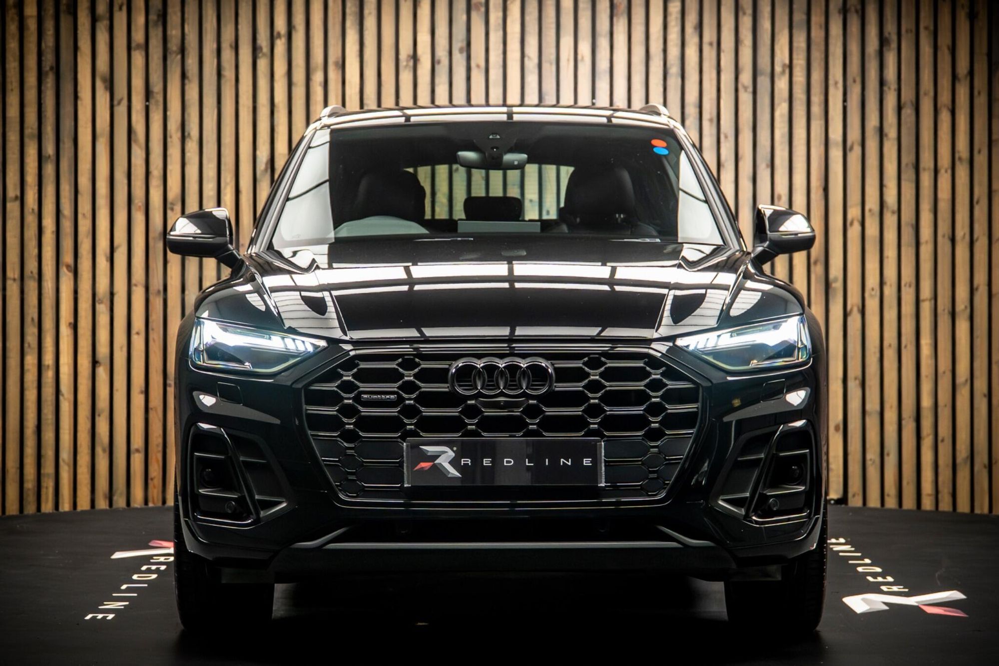 AUDI Q5 ESTATE SPECIAL EDITIONS 40 TDI Quattro Edition 1 5dr S Tronic for sale UK - Slide 5