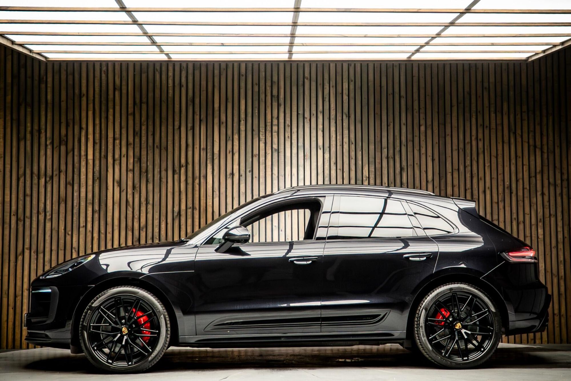 PORSCHE MACAN ESTATE GTS 5dr PDK for sale UK - Slide 7