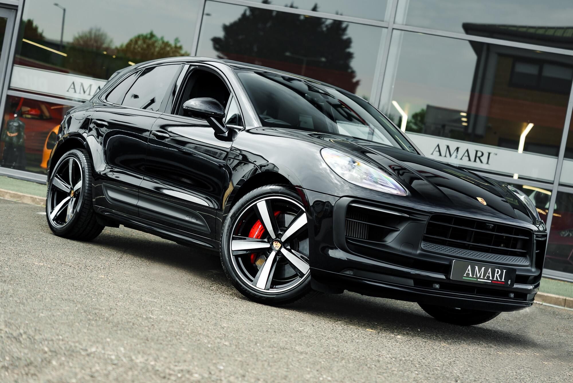PORSCHE MACAN ESTATE GTS 5dr PDK for sale UK - Slide 8