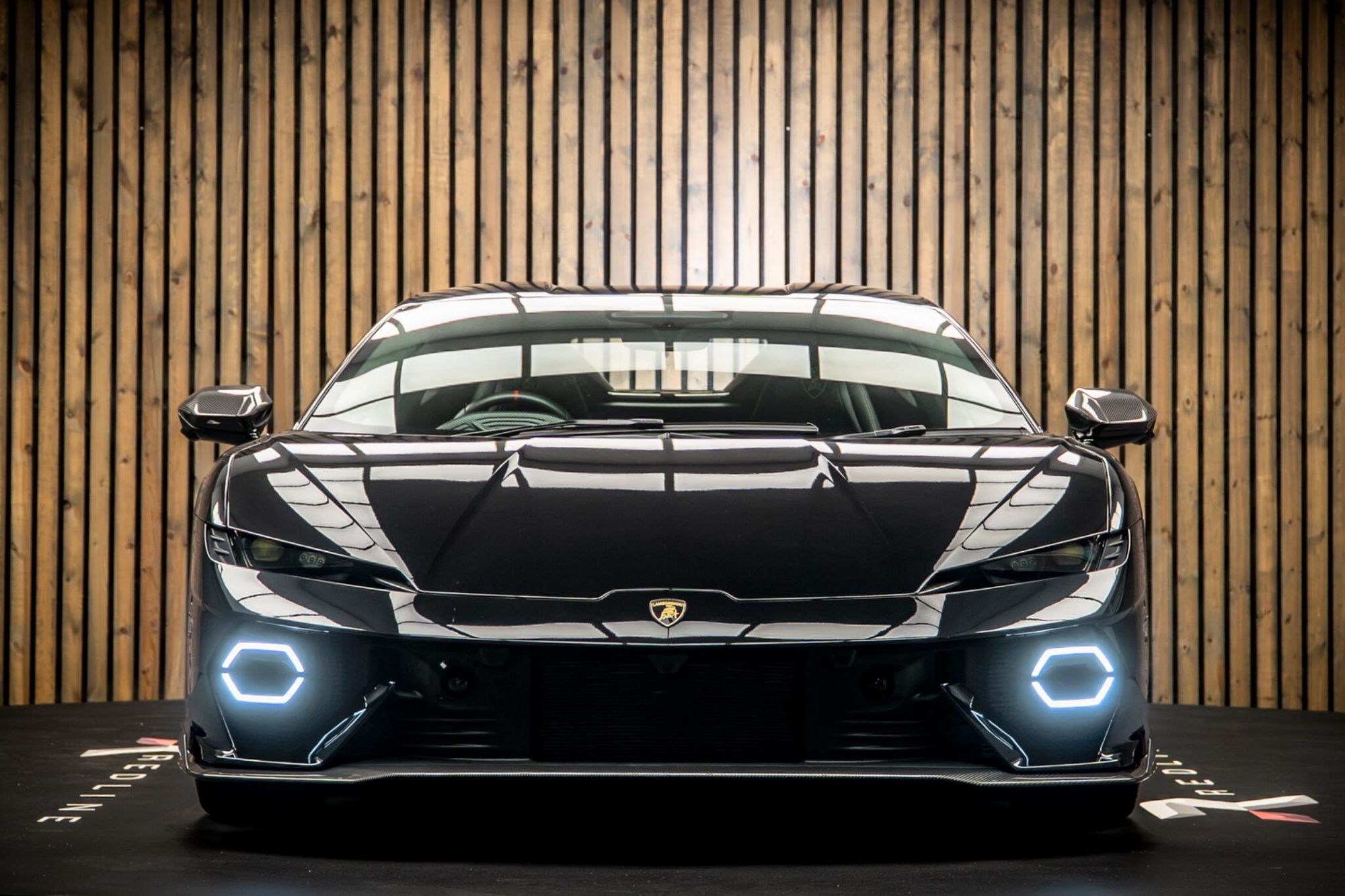 LAMBORGHINI TEMERARIO COUPE 4.0T V8 PHEV 2dr Auto for sale UK - Slide 5