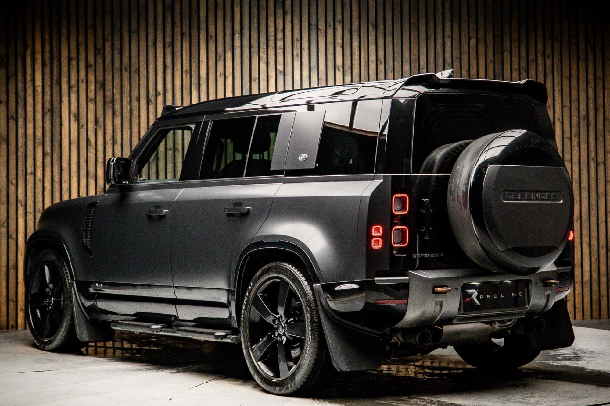 LAND ROVER DEFENDER ESTATE SPECIAL EDITIONS 5.0 P525 V8 Carpathian Edition 110 5dr Auto for sale UK - Slide 3