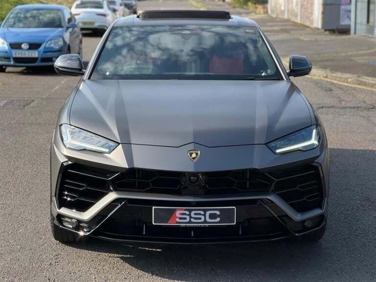 LAMBORGHINI URUS ESTATE 4.0T FSI V8 5dr Auto for sale UK - Slide 4