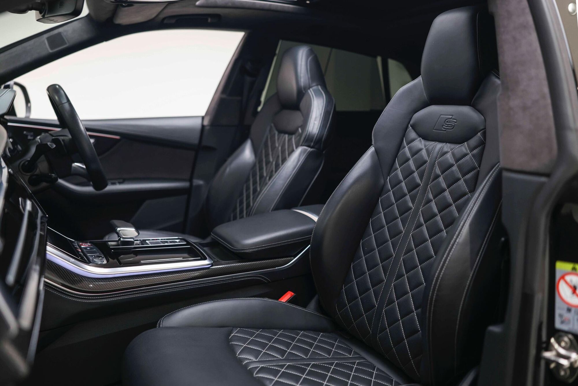 AUDI Q8 DIESEL ESTATE SQ8 TDI Quattro Vorsprung 5dr Tiptronic for sale UK - Slide 3