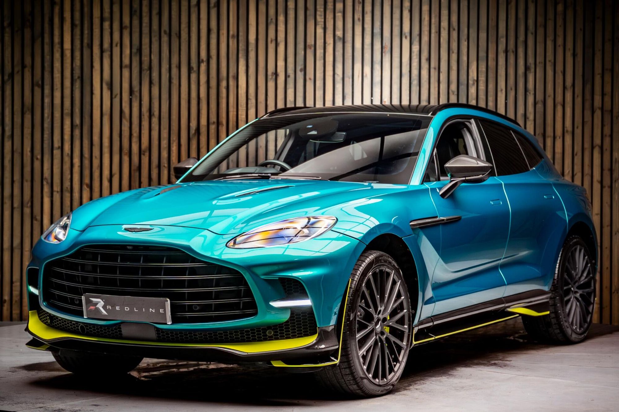 ASTON MARTIN DBX ESTATE V8 DBX707 5dr Touchtronic for sale UK - Slide 8